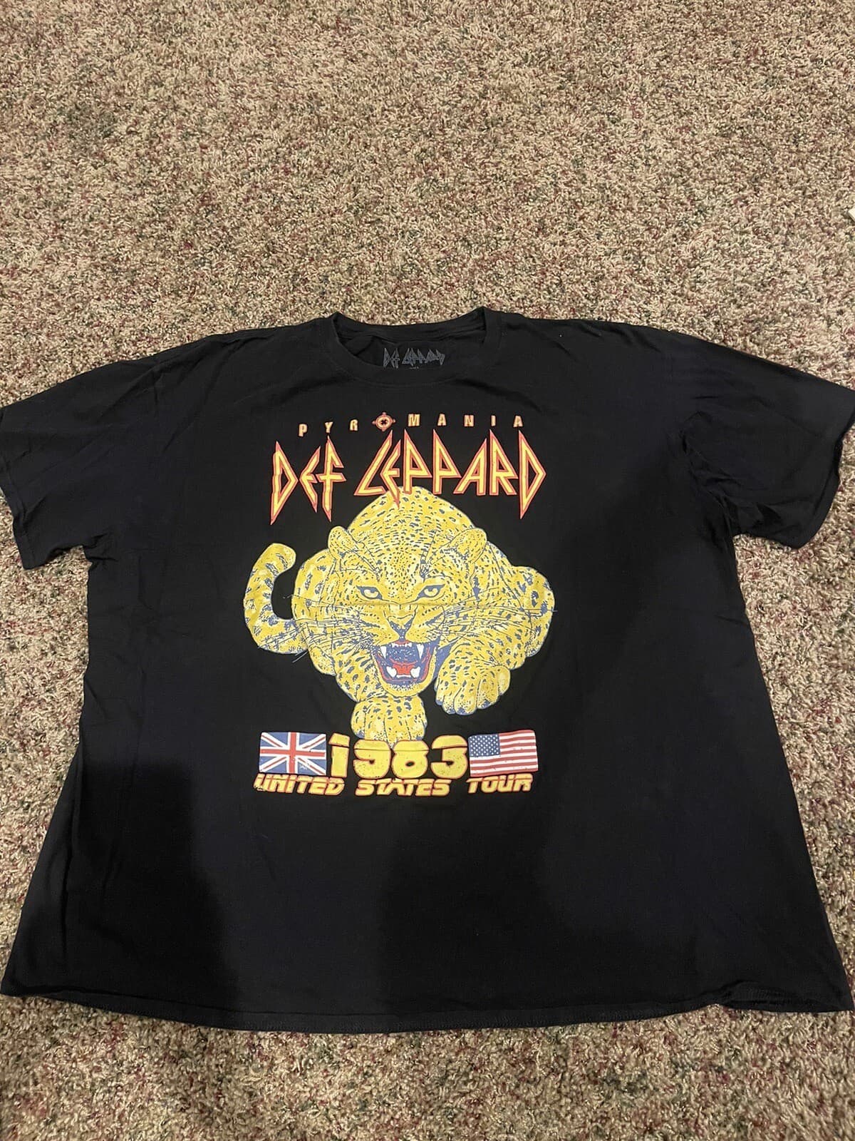 Def Leppard Pyromania 1983 United States Tour Unisex T-Shirt Size 3XL