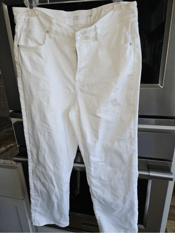 Chico Crop White Jeans Size 10
