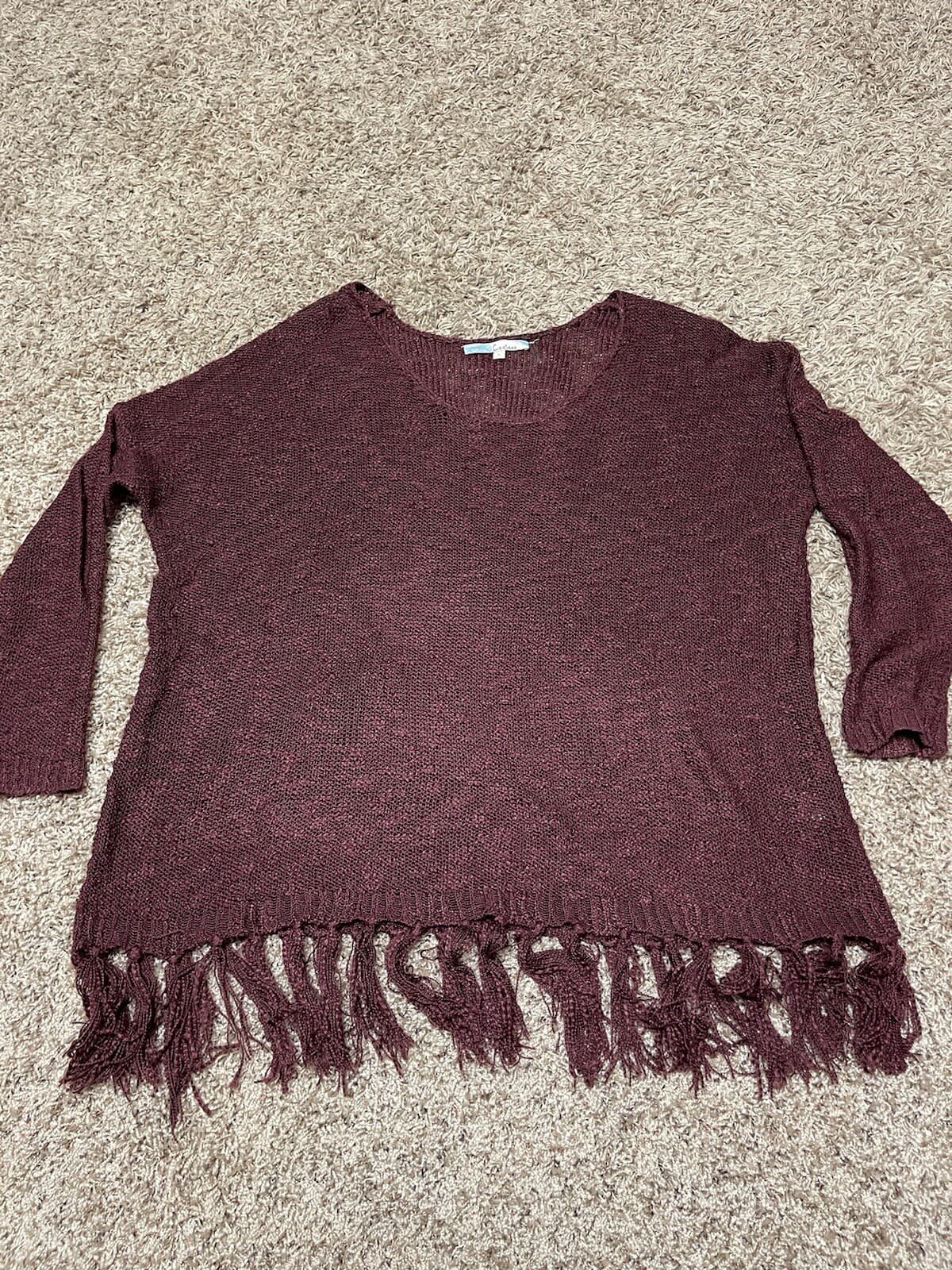 Cecico burgandy maroon fringe tassel sweater L