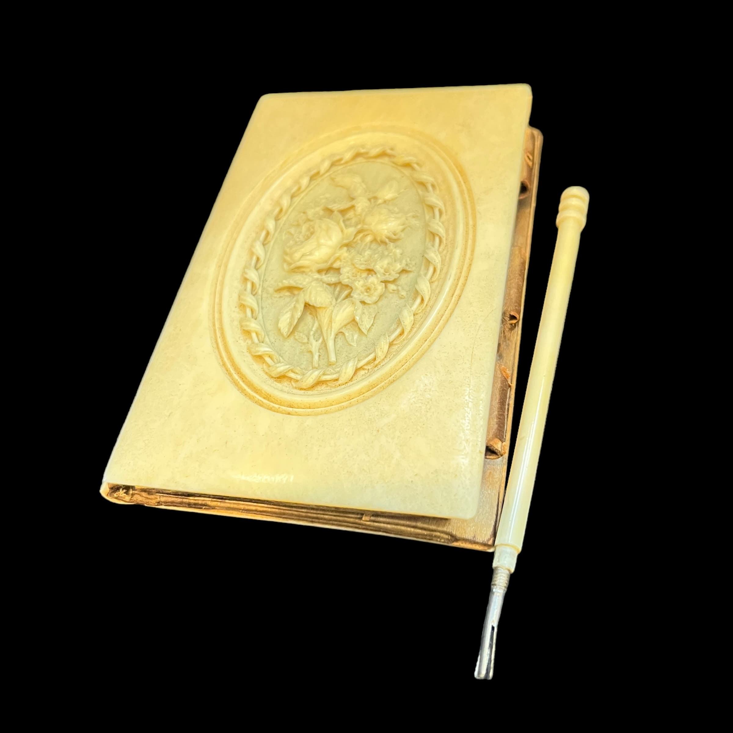 Ladies Victorian Carved Memoire Case with Stylus - 962877843 - Ladies Carved Memoire - Case Stylus - CONSIGNMENT