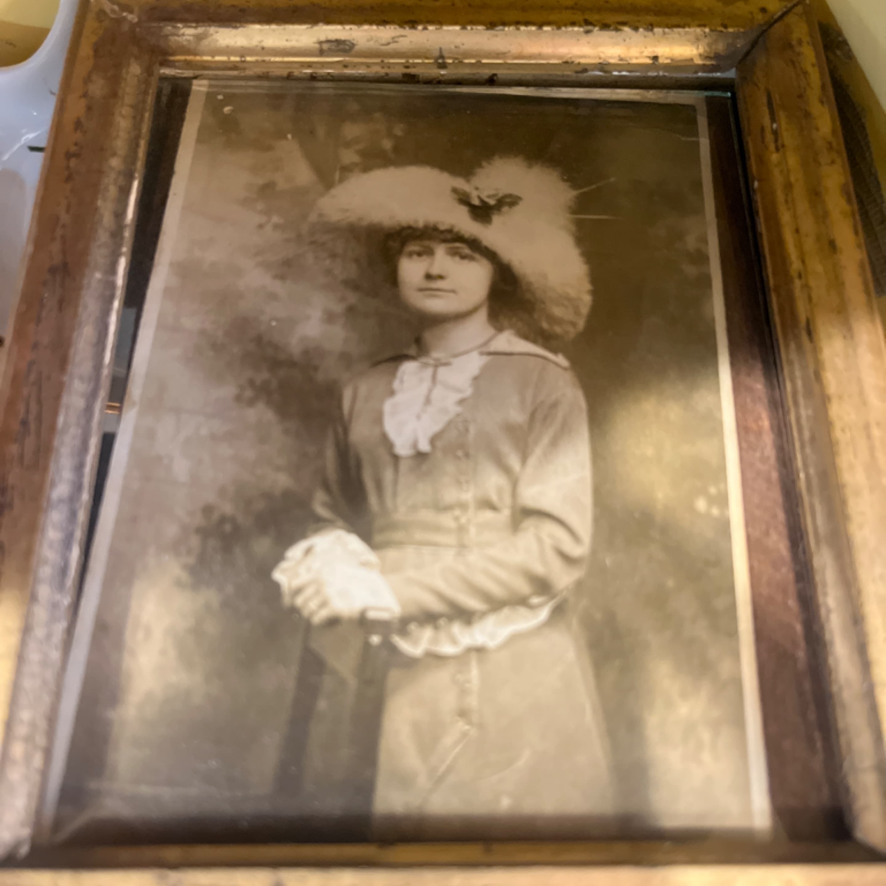 Vintage Eastlake style Framed Photo - Regular