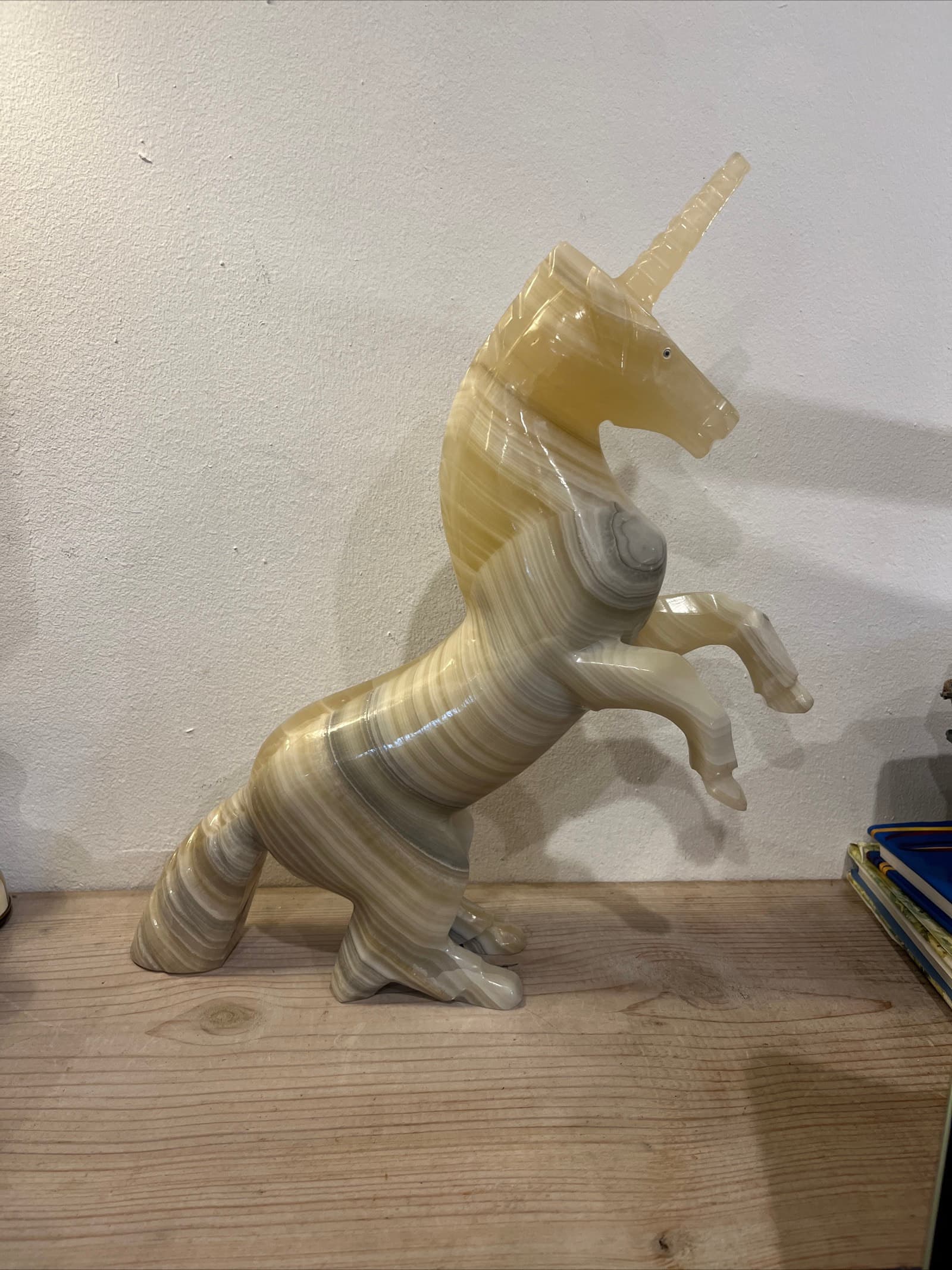 Large Onyx Unicorn - 13 x 12 - 121398766 - Large Onyx Unicorn - 13 x 12 - CONSIGNMENT
