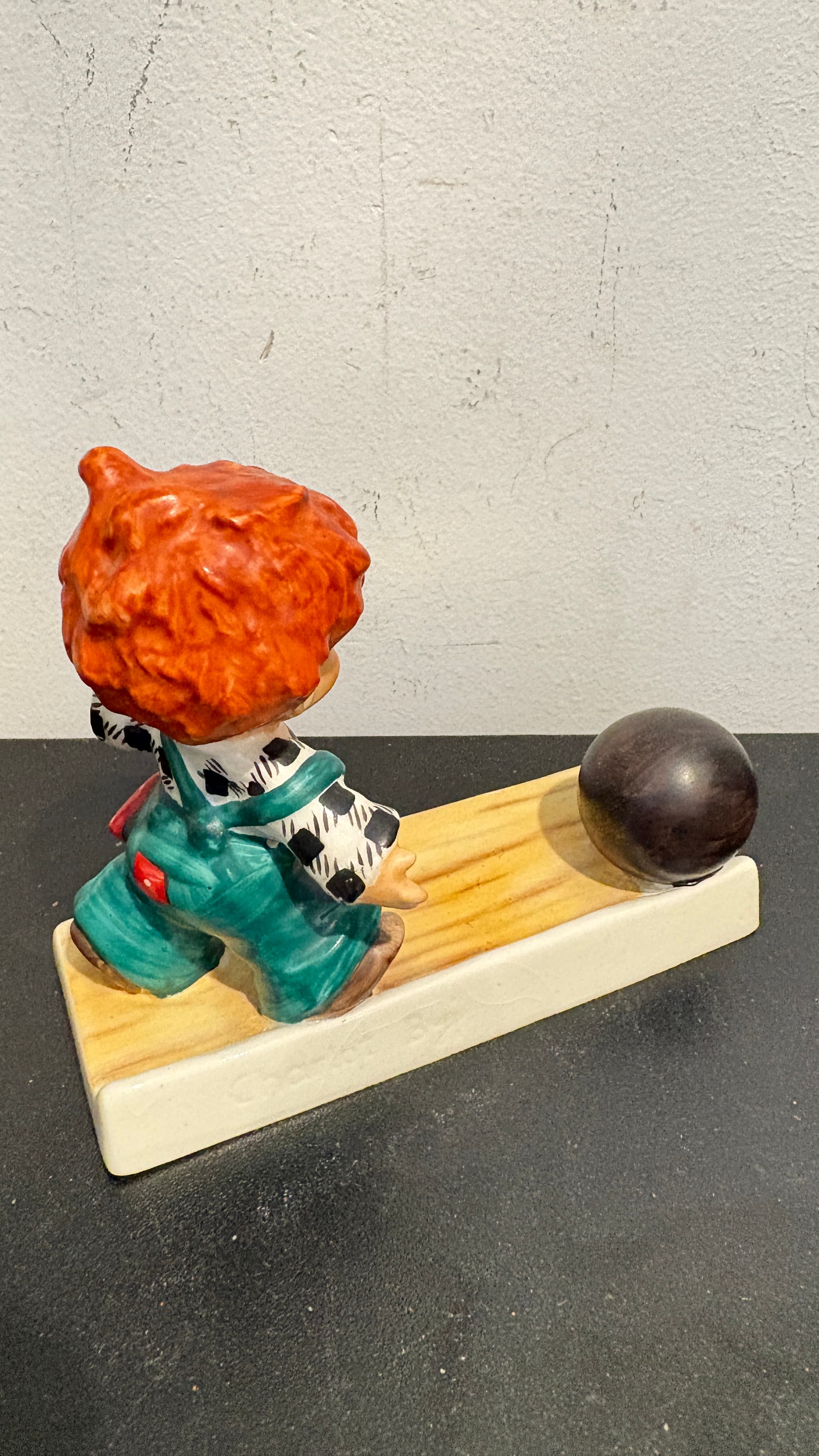 Goebel Bowling Redhead - Regular