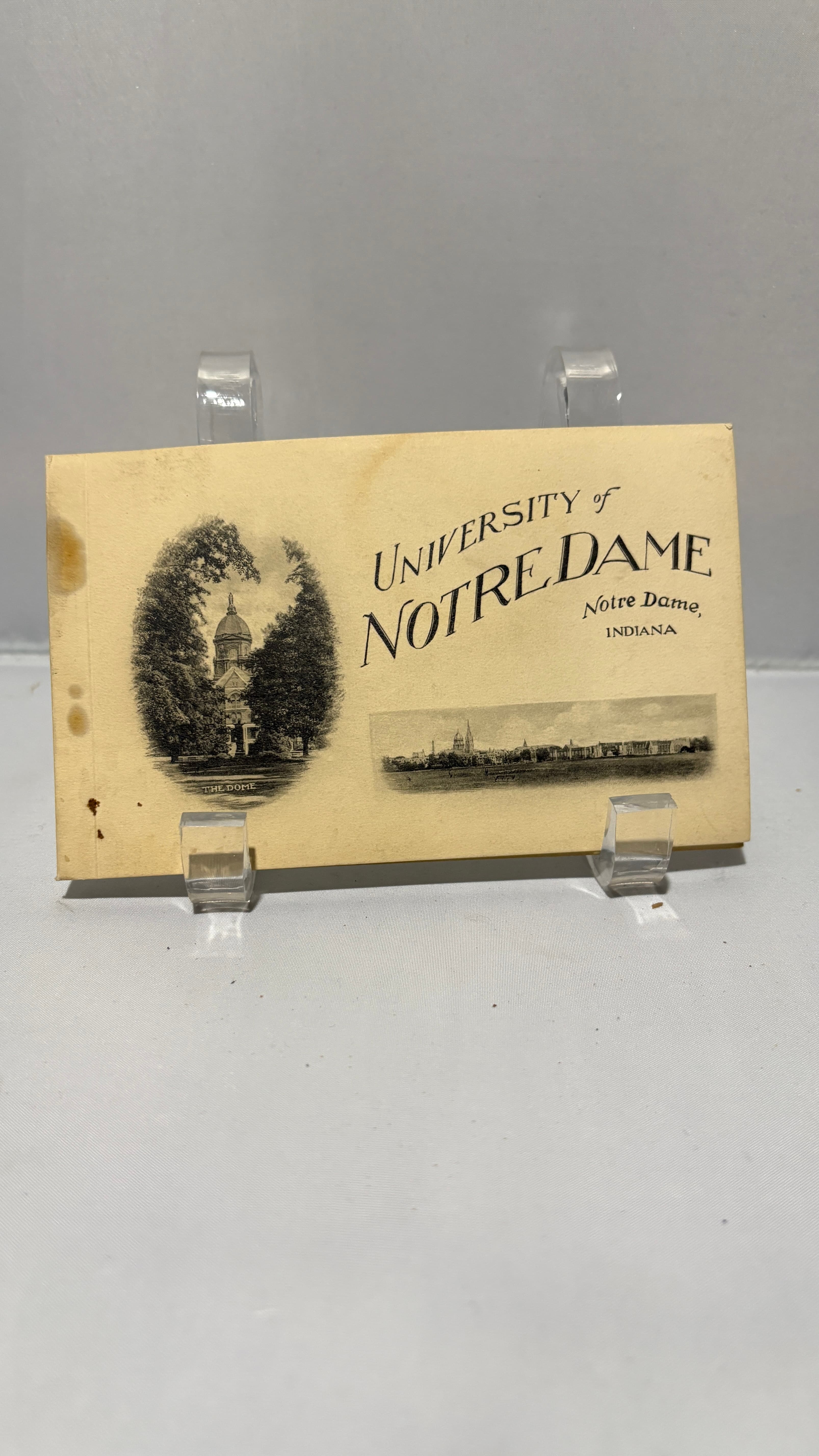 University of Notre Dame PostCard Booklet - Regular