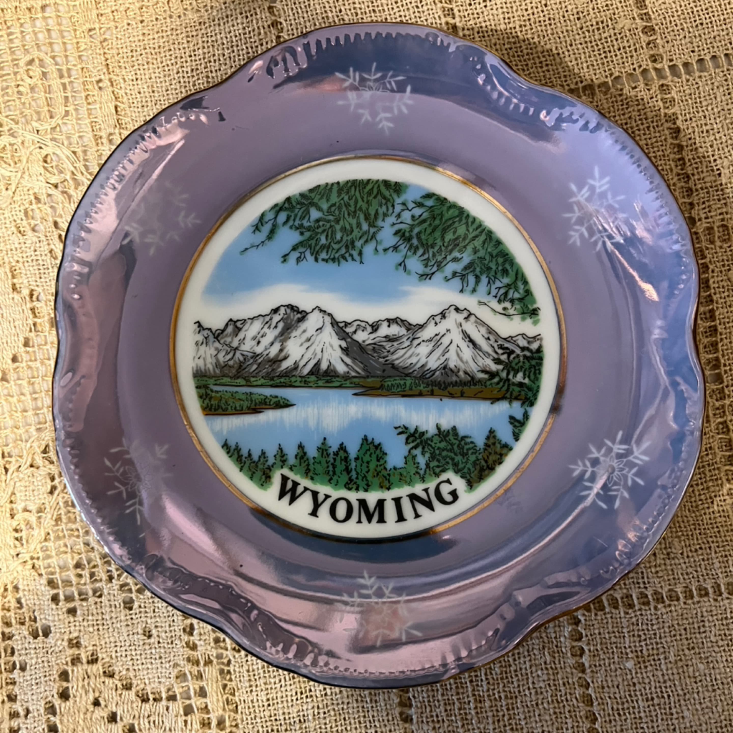 Wyoming Souvenir Plate - Regular