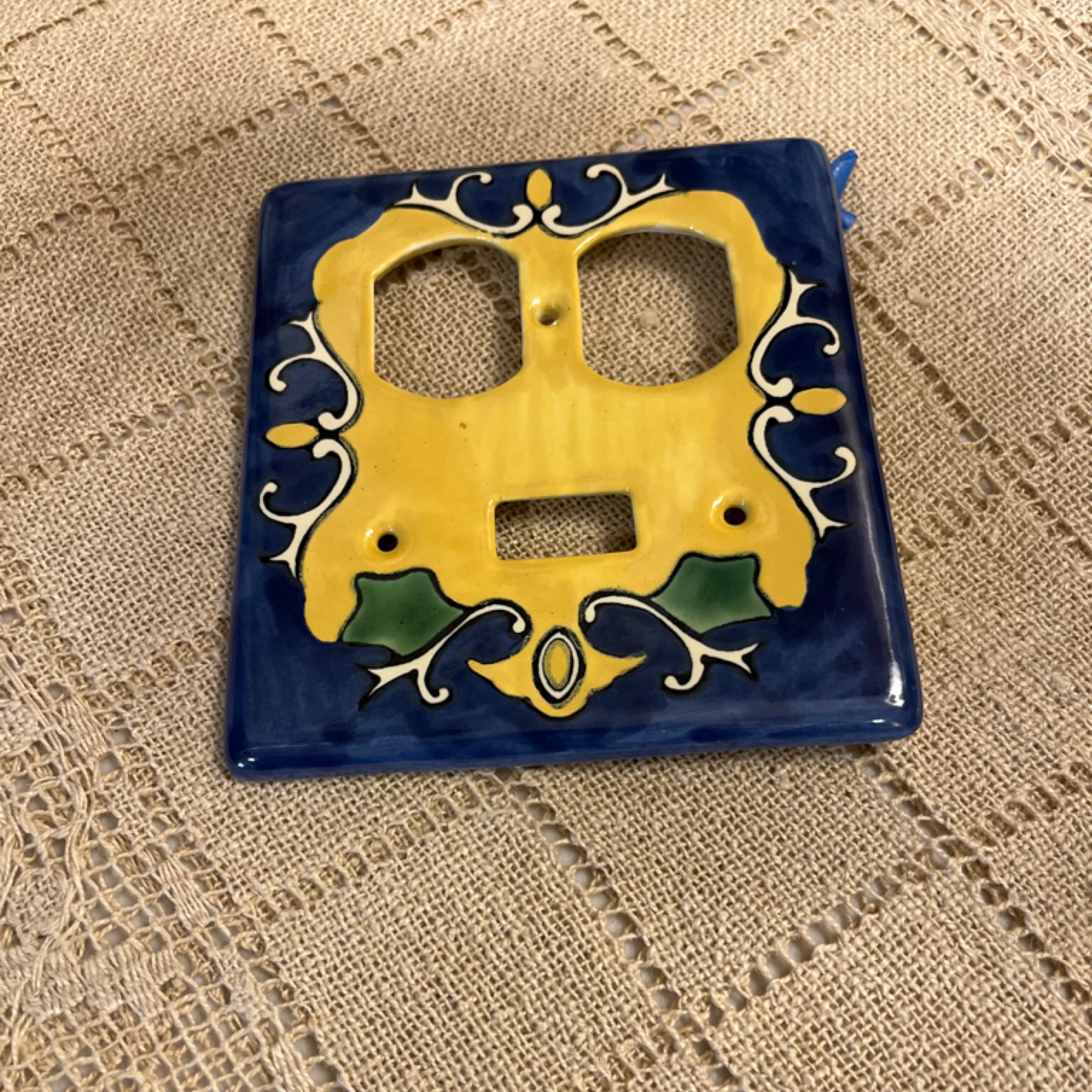 Talavera-style ceramic light switch plate cover. - Regular
