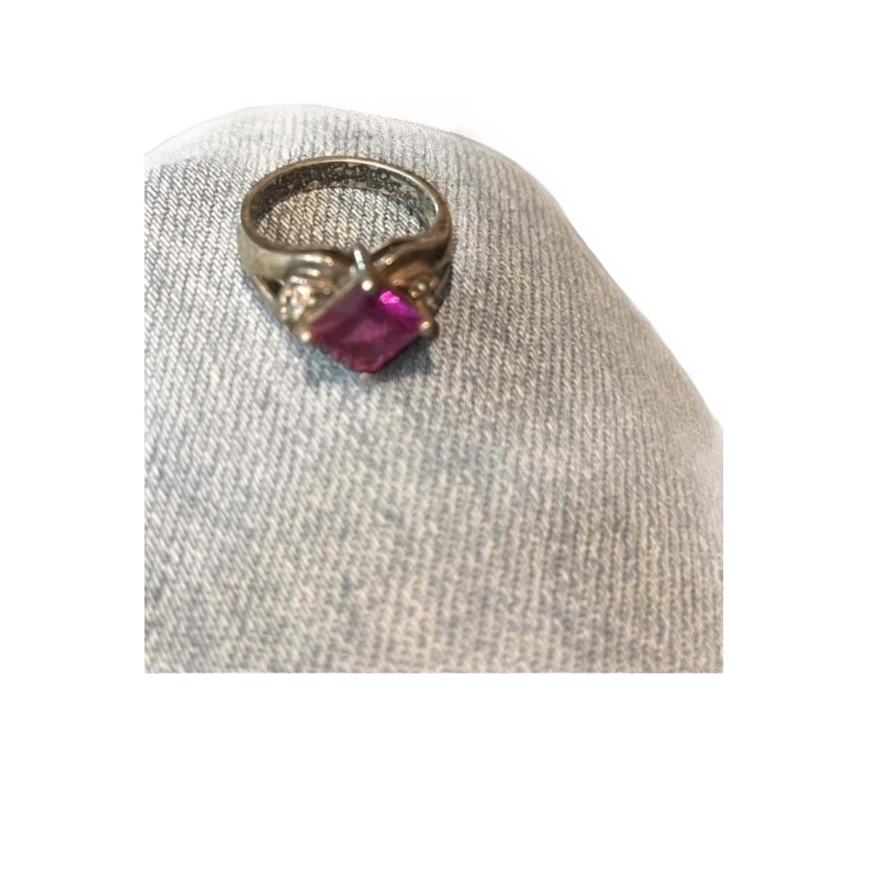 Pink Sapphire Ring - Regular