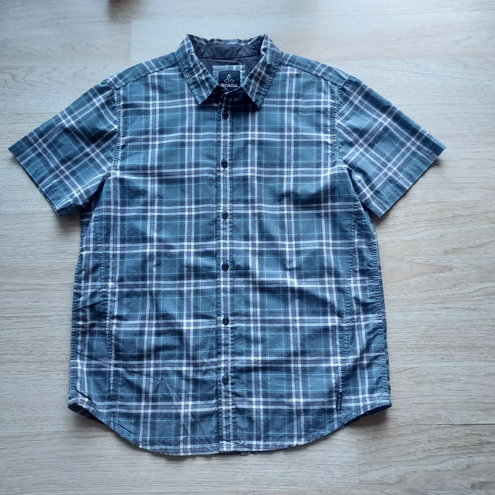 Prana Organic Cotton Blend Plaid Shirt Short Sleeve Button Blue Grey Men Large