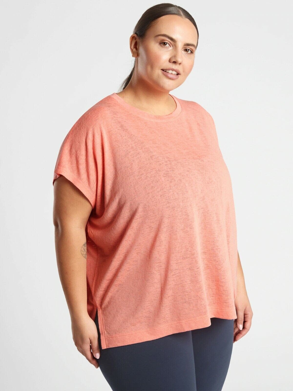 EUC Athleta Women's 1X Release Tee Activewear Drop Shoulder Modal Island Coral