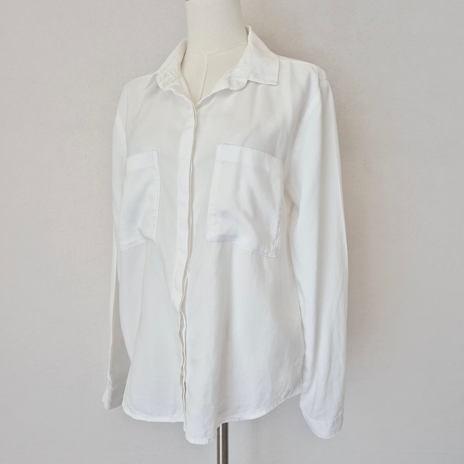 Cloth & Stone Classic Button-Down Shirt Pocket Long Sleeve White Tencel Sz.M