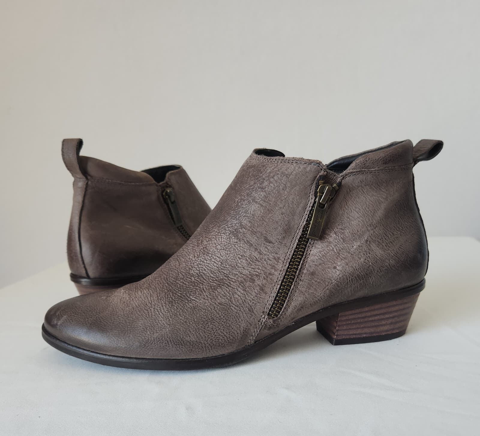 Paul Green Munchen Austria Jillian Leather Dual Zipper Ankle Boots Brown US8.5