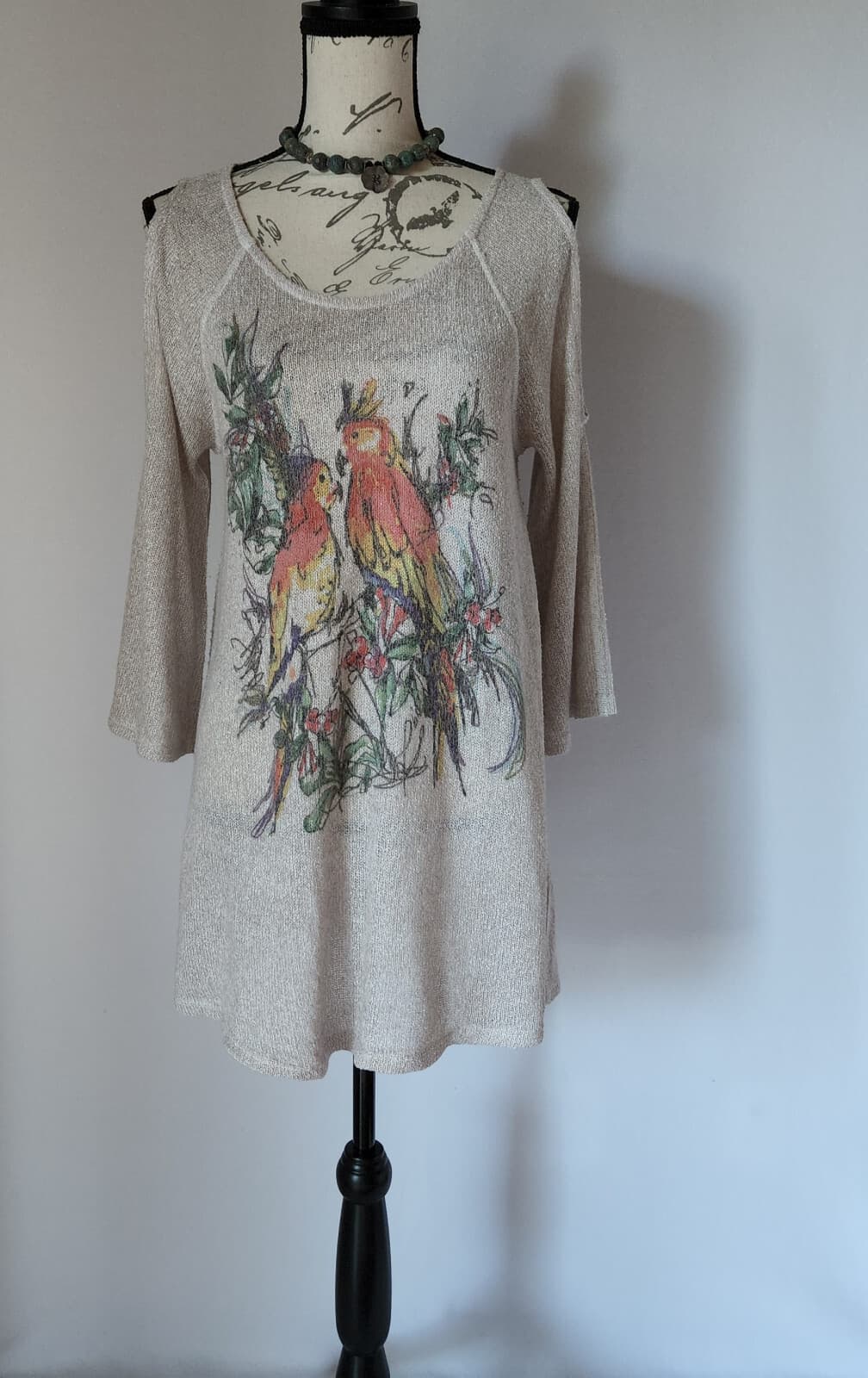 Inoah Bird Paint Knit Tunic Top Cold Shoulder 3/4 Sleeve Beige Sz.S Made in USA