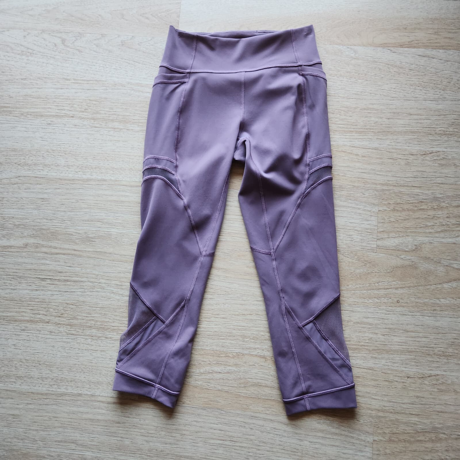 Lululemon Forget The Sweat Crop 21" Workout Mix-Mesh Fabric Smoked Mulberry Sz.6