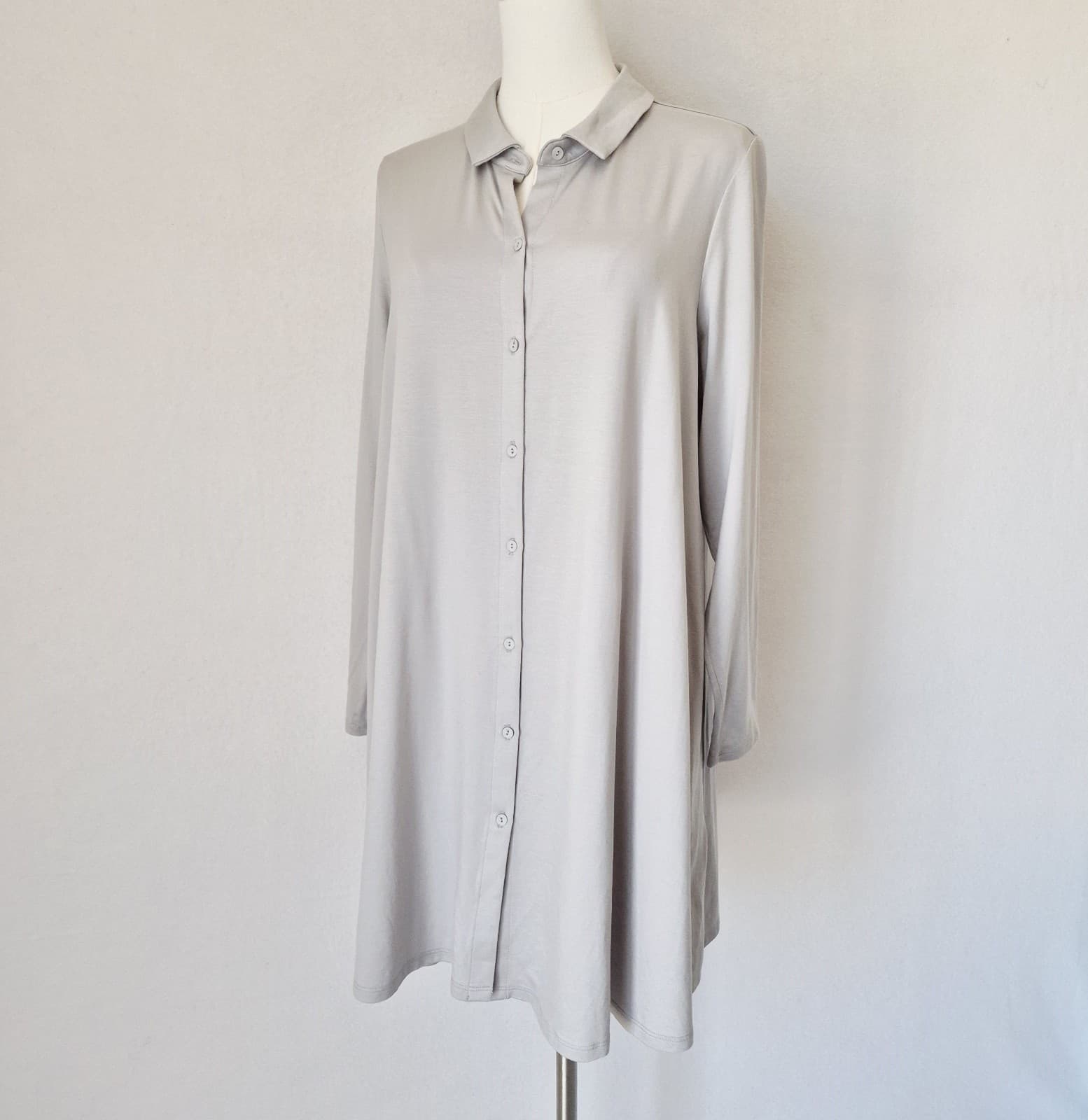 NWT EILEEN FISHER Classic Collar Tunic Shirt Long Sleeve Stretch Knit Grey Sz.L