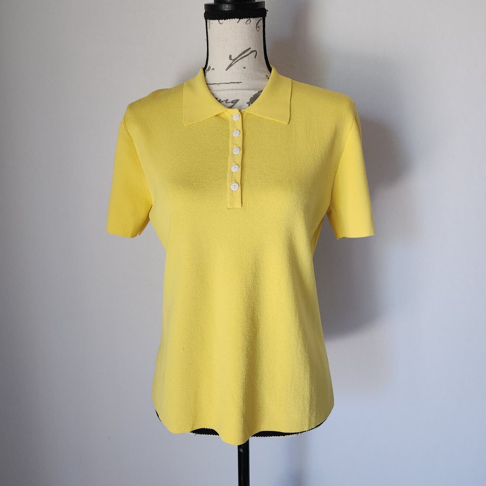 Vintage Chico's Design Polo Shirt Short Sleeve Viscose Blend Knit Yellow Size 1