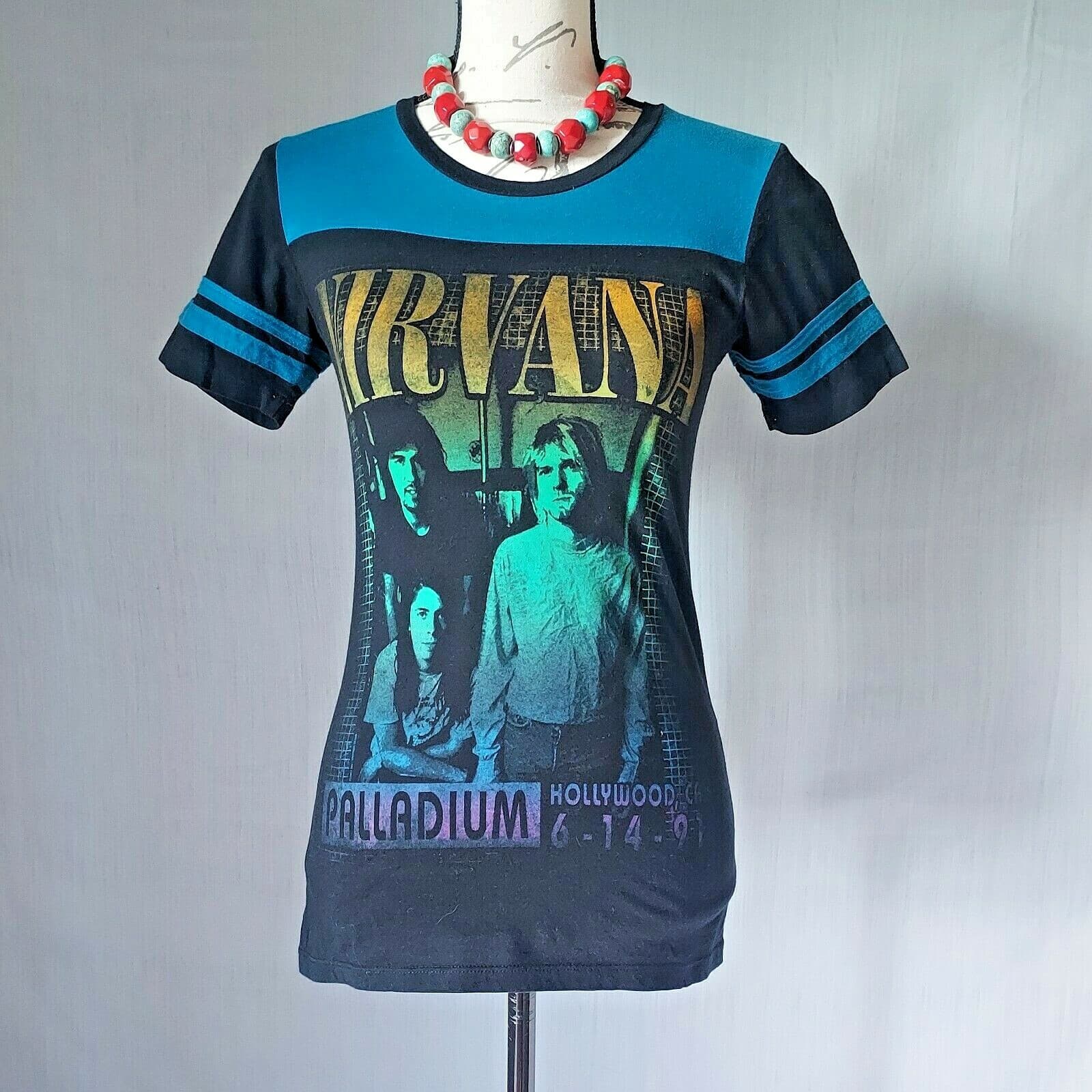 Vintage 1991 Nirvana Tour Palladuim Hollywood CA Tee-Shirt Fitted Women Small