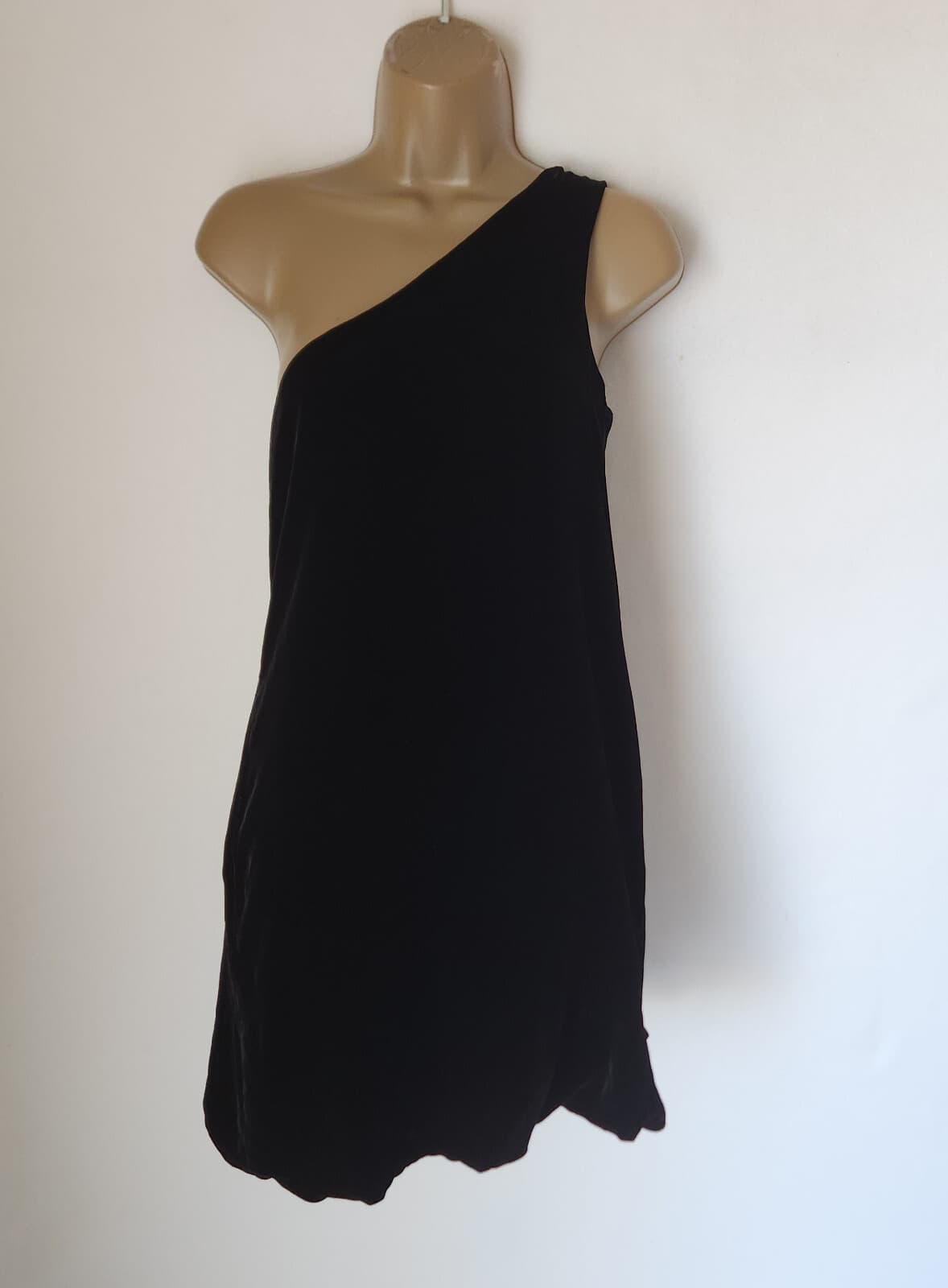 Diane Von Furstenberg Elisano One Shoulder Silk Velvet Bubble Dress Black Sz.4