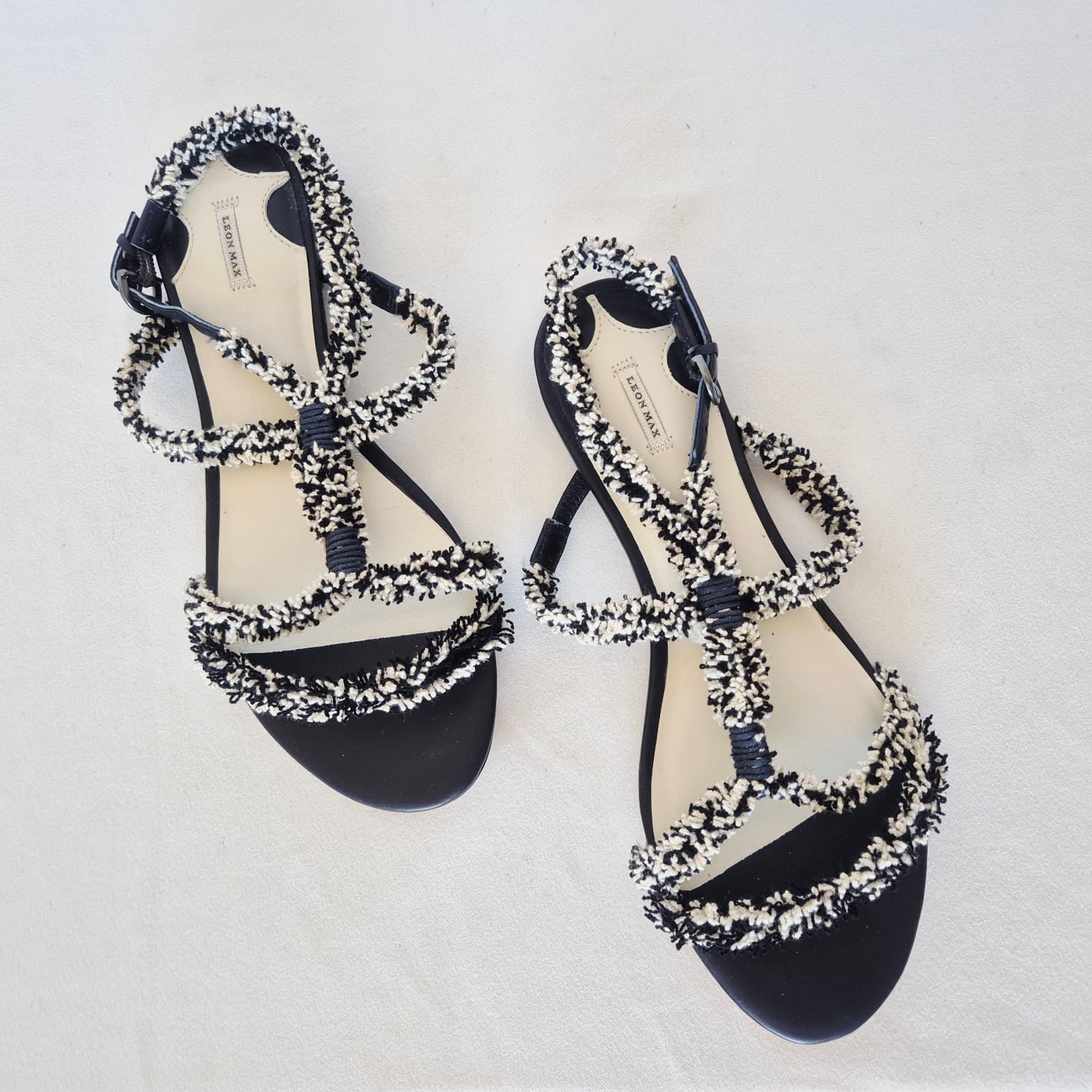 NWoB Leon Max Fringe Tweed T-Strap Gladiator Sandals Buckle Ankle-Strap US5.5M