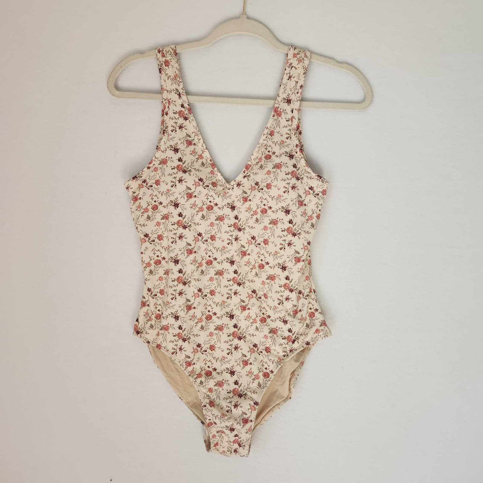 NWoT Mia Joy Joyfolie Floral One Piece Swimsuit High Cut Padded Beige Women's M