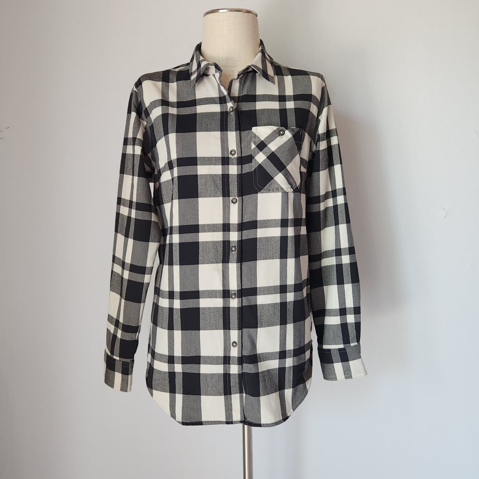 Outdoor Research Kulshan Flannel Tunic Button-Up Shirt Pocket Plaid Black Sz.M