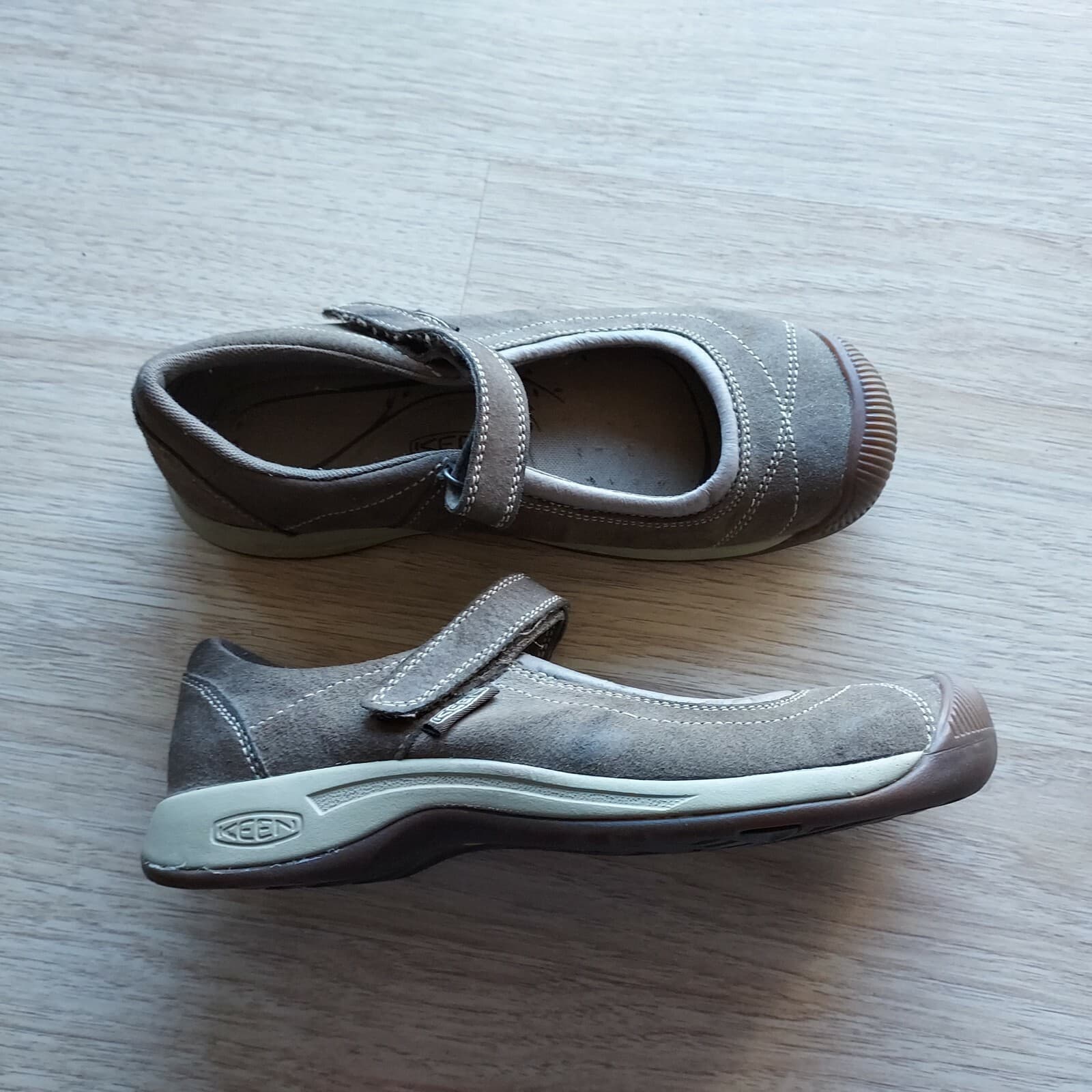 Keen Reisen Mary Jane Brown Suede Shoe Flat Hook Loop Adjustable Women US7.5