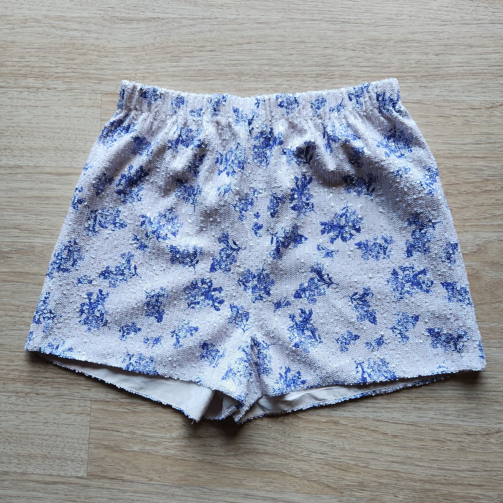 NWT River Island Sequin Floral Tylor Swiff Shorts Elastic Waist White Blue Sz.12