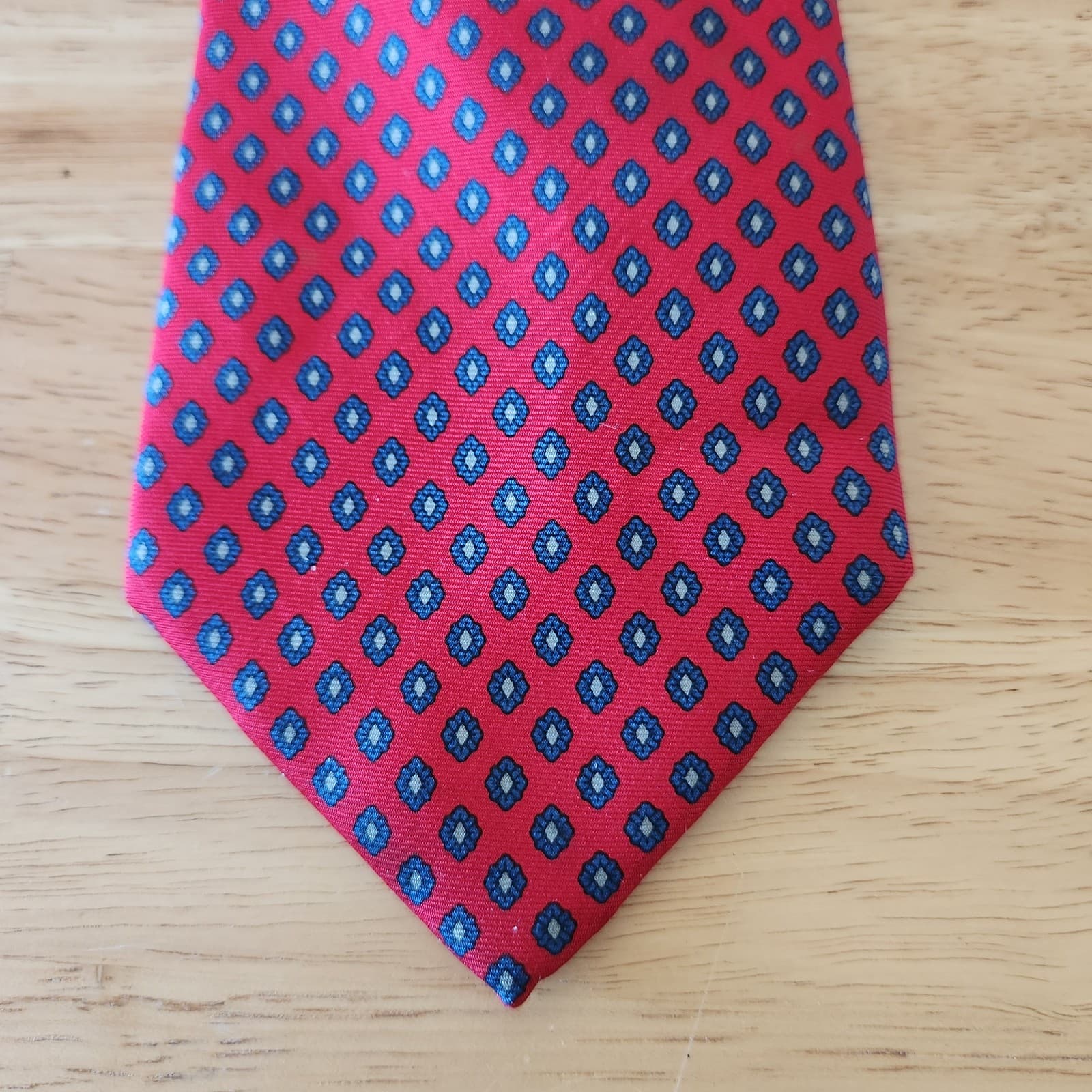 Vintage Christian Dior Made in USA 100% Italian Silk Diamond Neck-Tie Blue Red