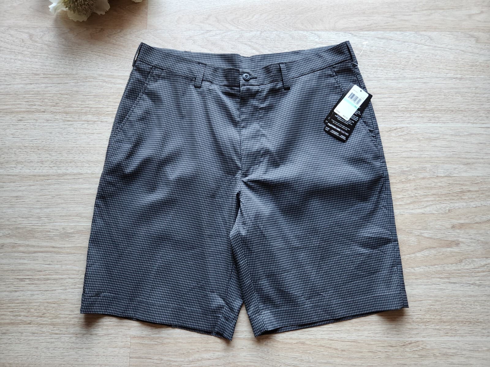 NWT PGA Tour Golf Shorts Zip Pocket Stretch Black-Grey Gingham Men Sz.34 $60