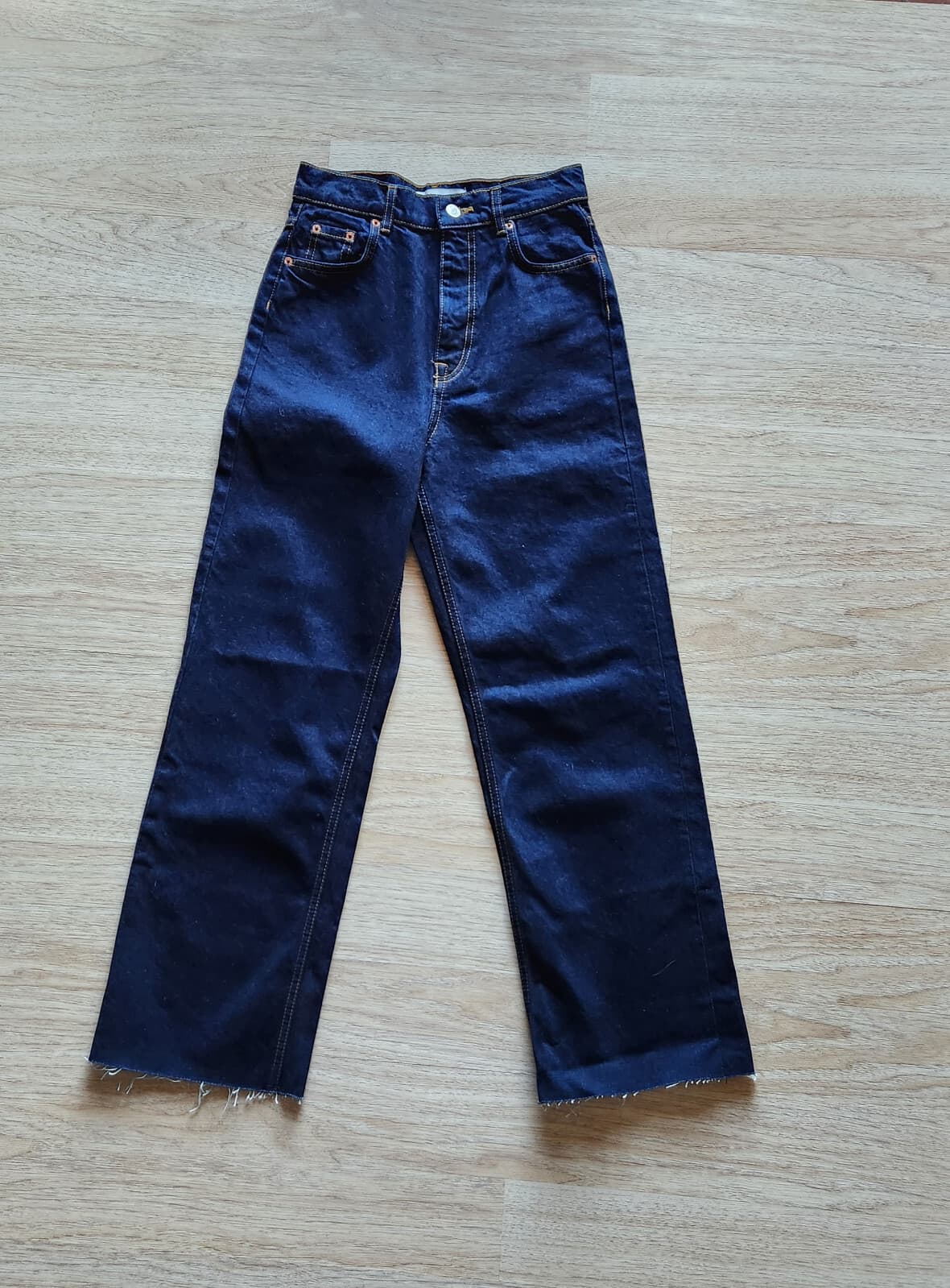 EUC ZARA High Waist Straight Leg Jeans 5-Pockets Raw Hem Dark Wash Blue Sz.2