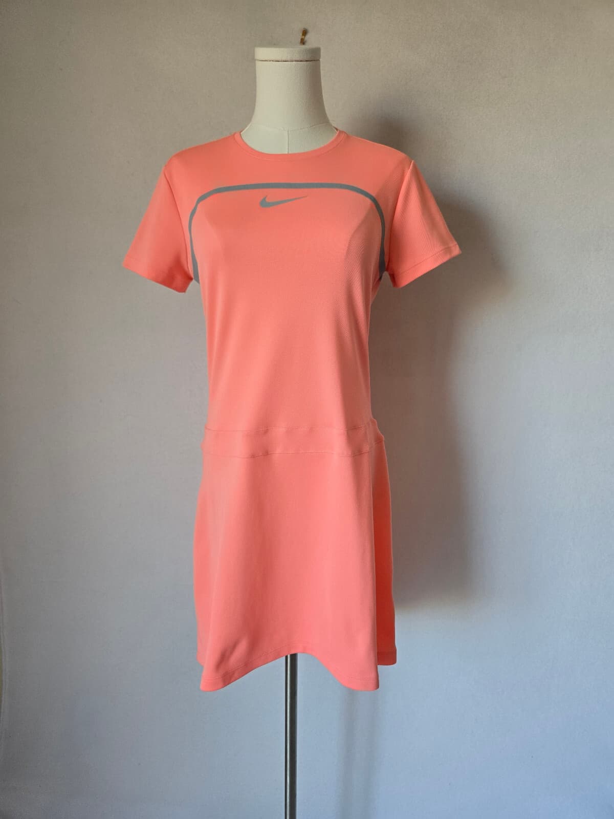 Nike Dri-Fit Mini Goft Dress Crew-Neck Short Sleeve Knit Polyester Pink Women S