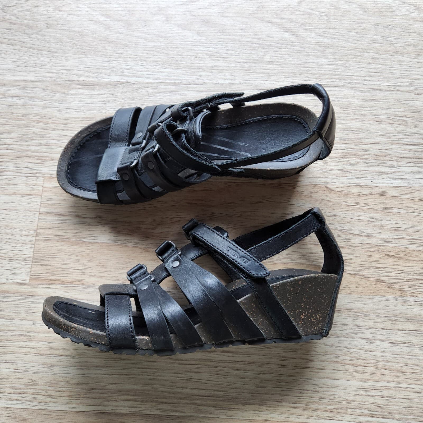 Teva Cabrillo Gladiator Wedge Strap Sandal Hook-Loop Black Leather Women US6.5