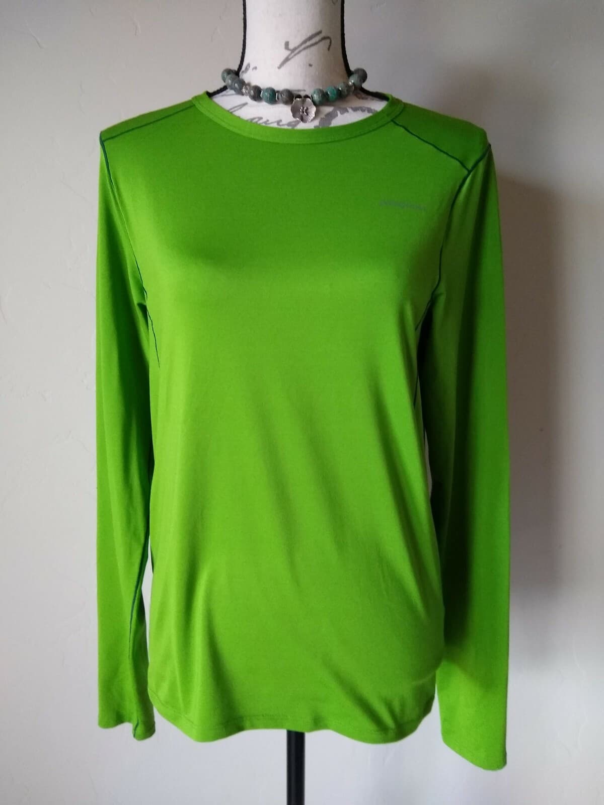 Patagonia Common Threads Women Knit Top Shirt Long Sleeve Crewneck Green Size.S
