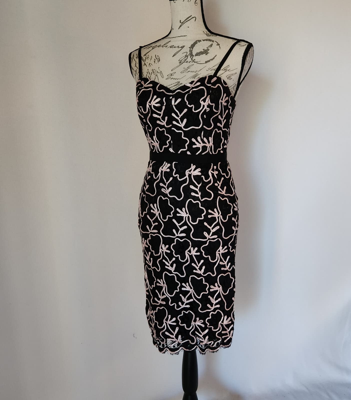 Milly Back Pink Lace Ribbon Accent Cocktail Party Dress Spaghetti Strapped Sz.4