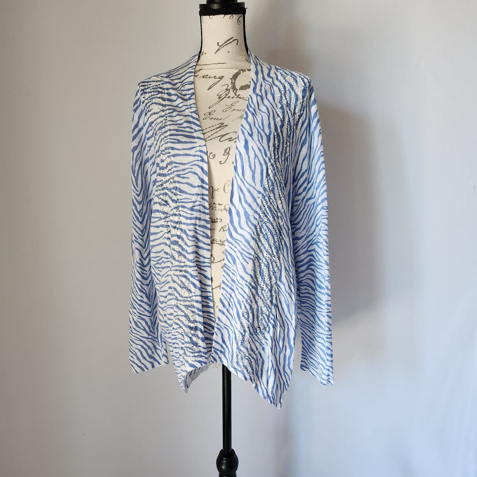 NWT Chico's Linen Blend Blue Zebra Delaney Open Cardigan Long Sleeve Size 3 (XL)