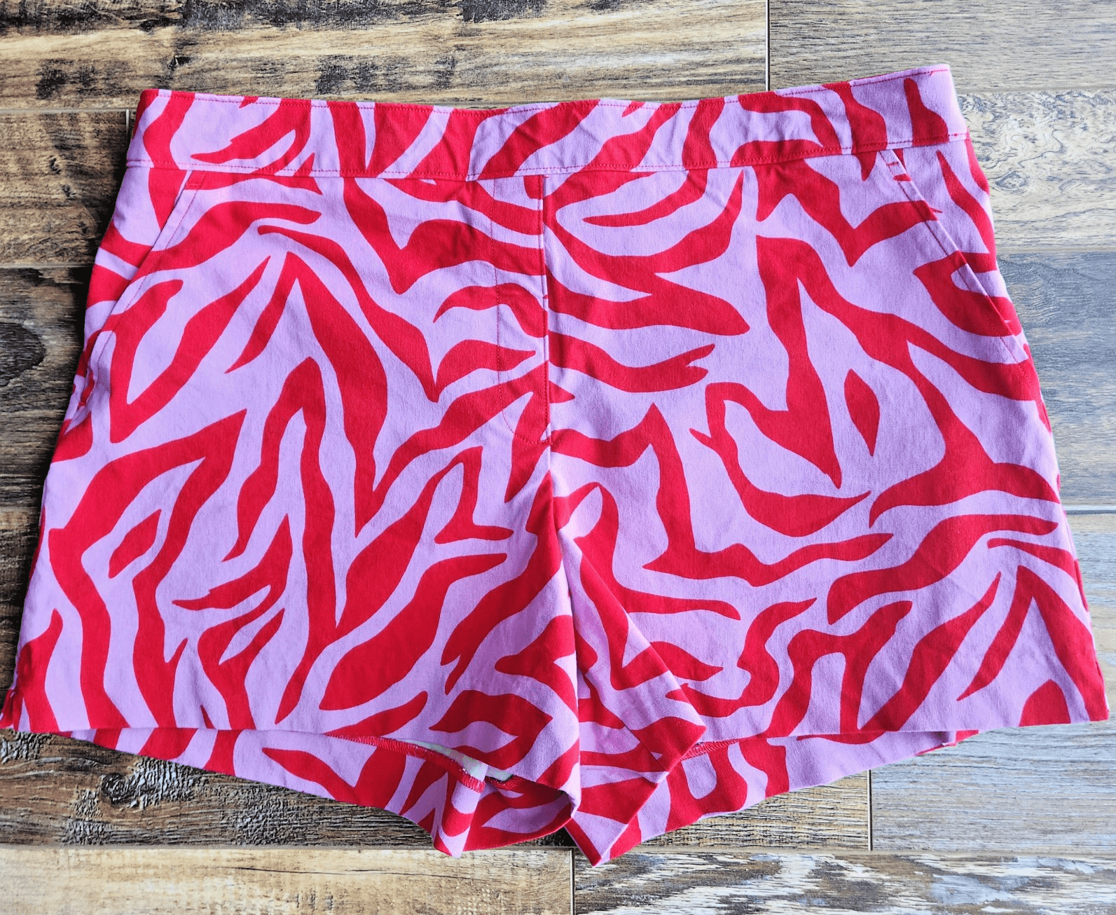 SPANX On The Go 3.5" Short Pullon Tummy Control Stretch Red Purple Zebra Sz.XL