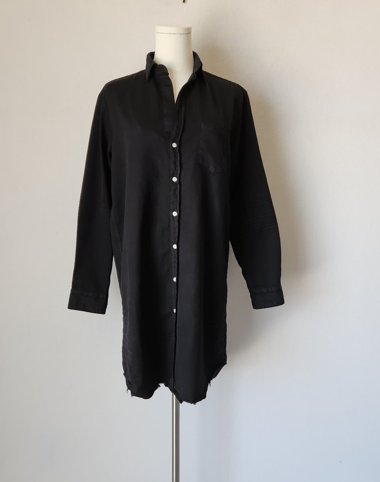 Frank & Eileen $328 Mary Famous Denim Black Classic Shirtdress Distressed Hem XS