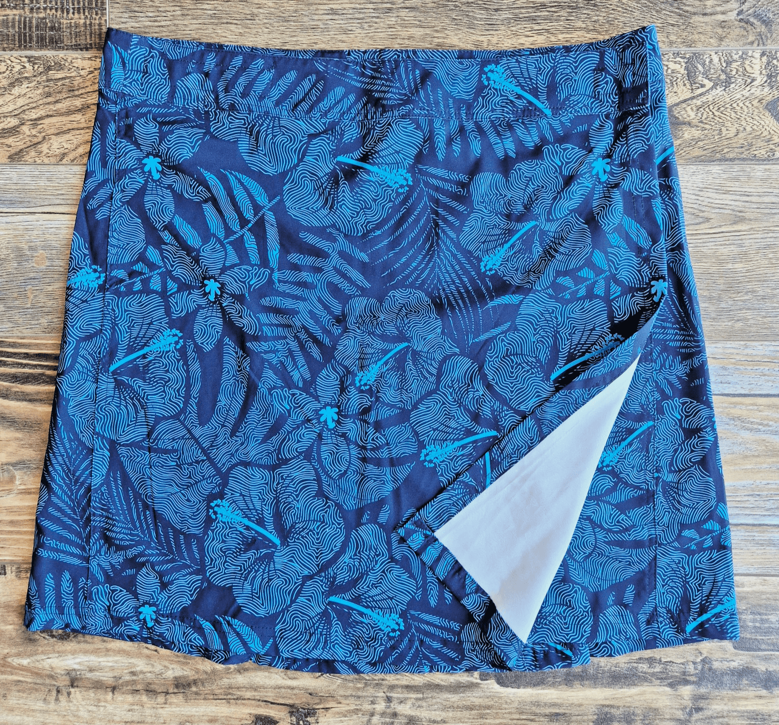 RipSkirt Hawaii Wrap Skirt Floral Maui Moonlight Wrinkle/Water Resistant Sz.L