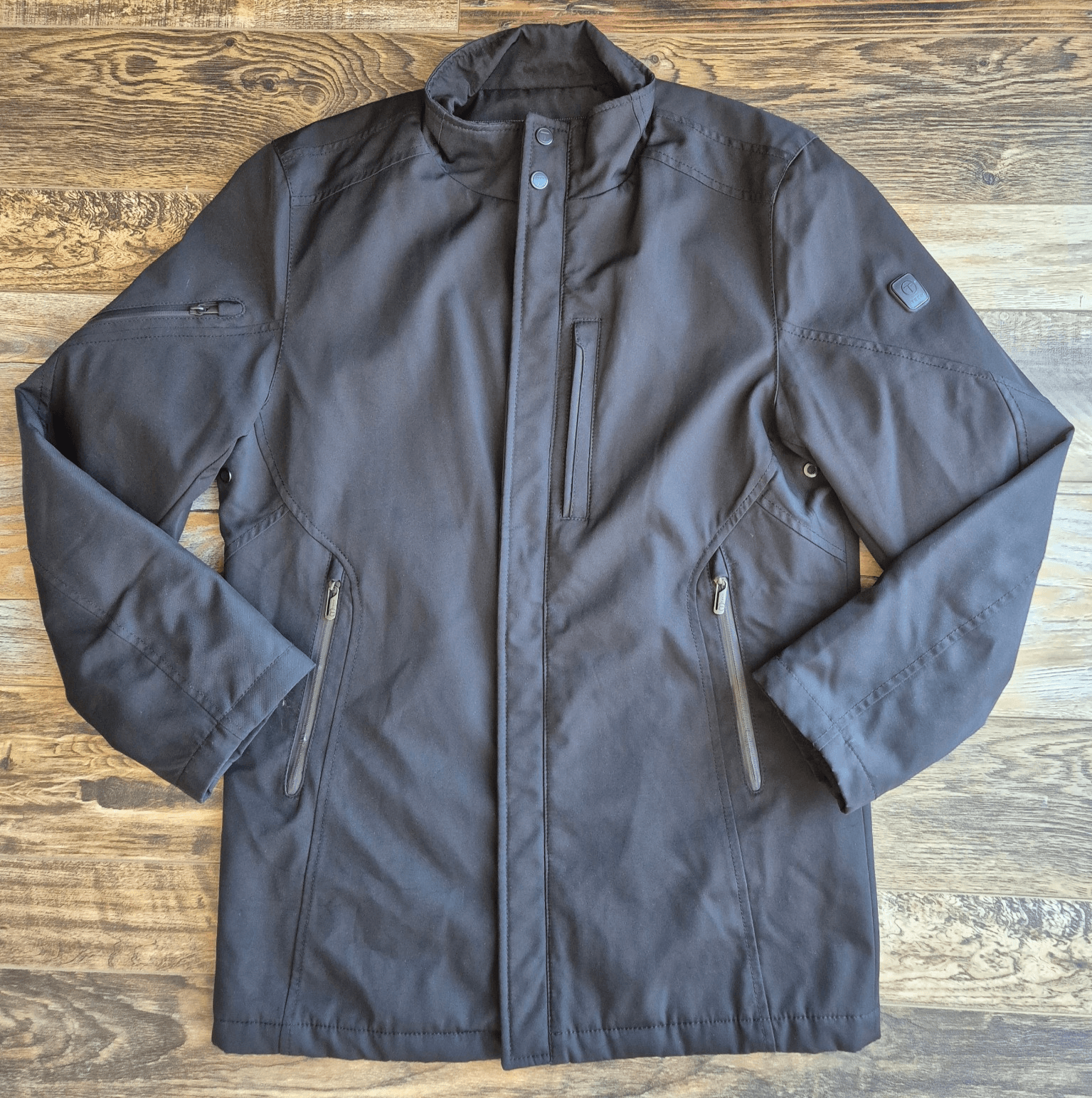 Tumi T-Tech Essential Gear Men's S Winter Jacket Insulated Zip-Snap Pocket Black