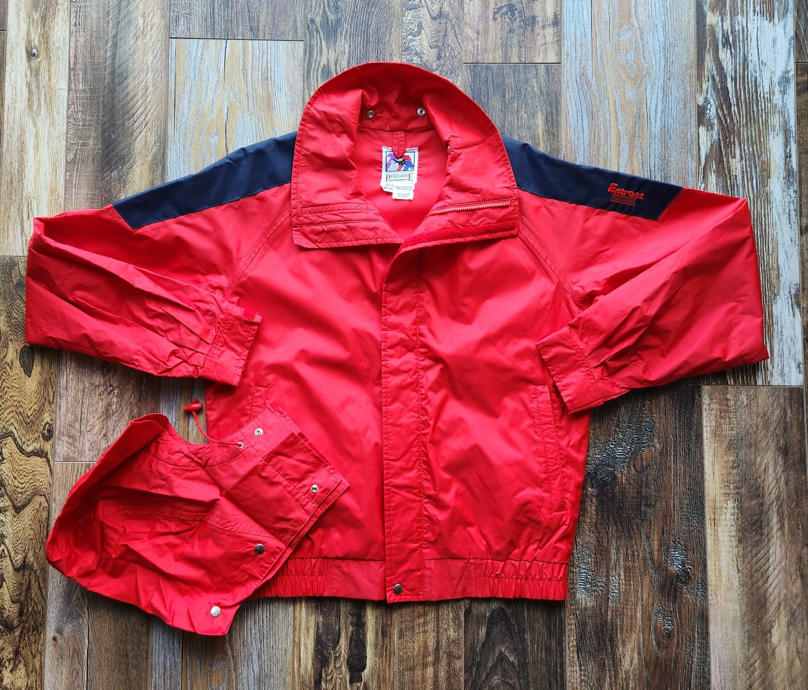 Vintage Peregrine Entrant Made in Japan Hood Windbreaker Jacket Zip Red Men's M