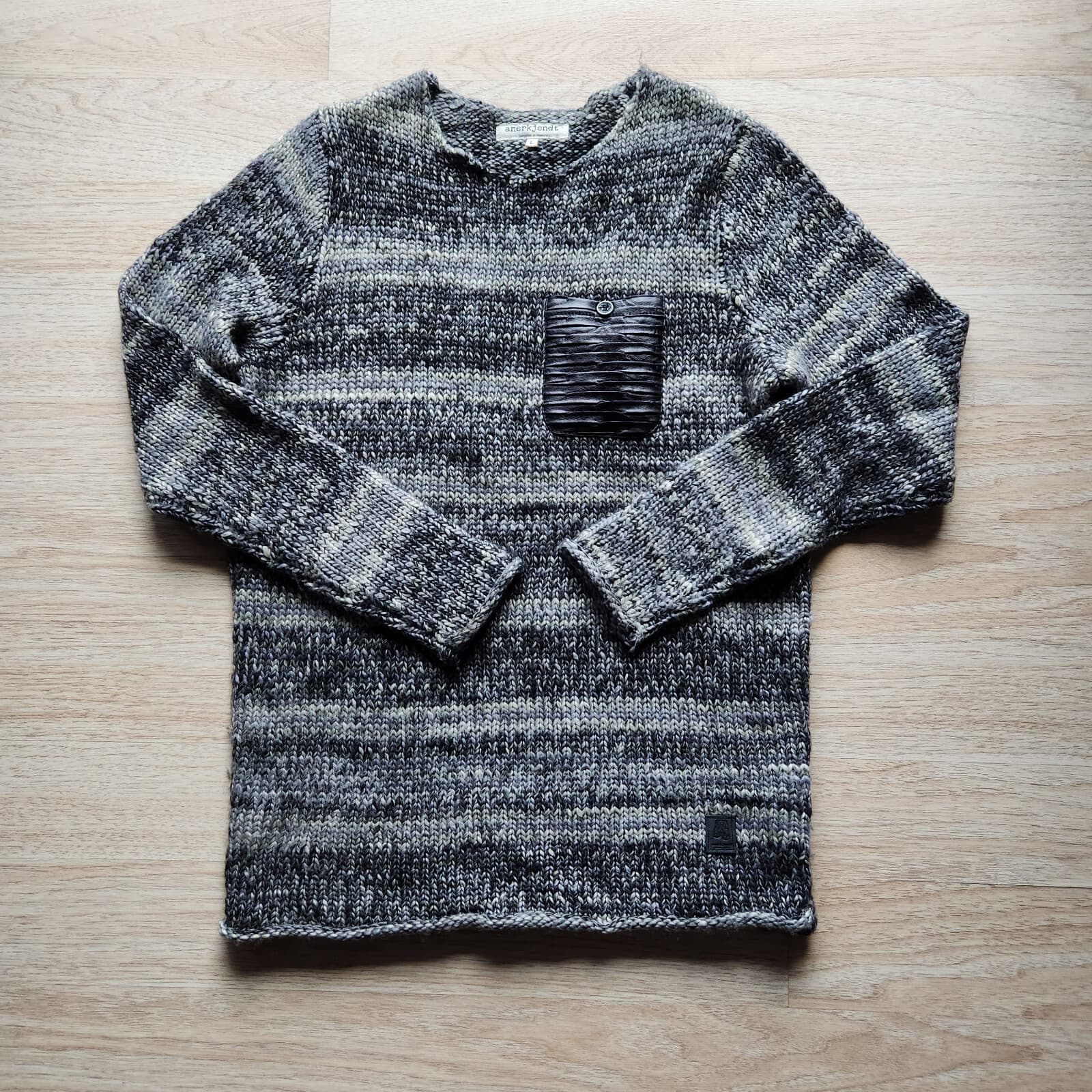 Anerkjendt Denmark Wool Blend Crew Neck Sweater Leather Pocket Grey Black Men L