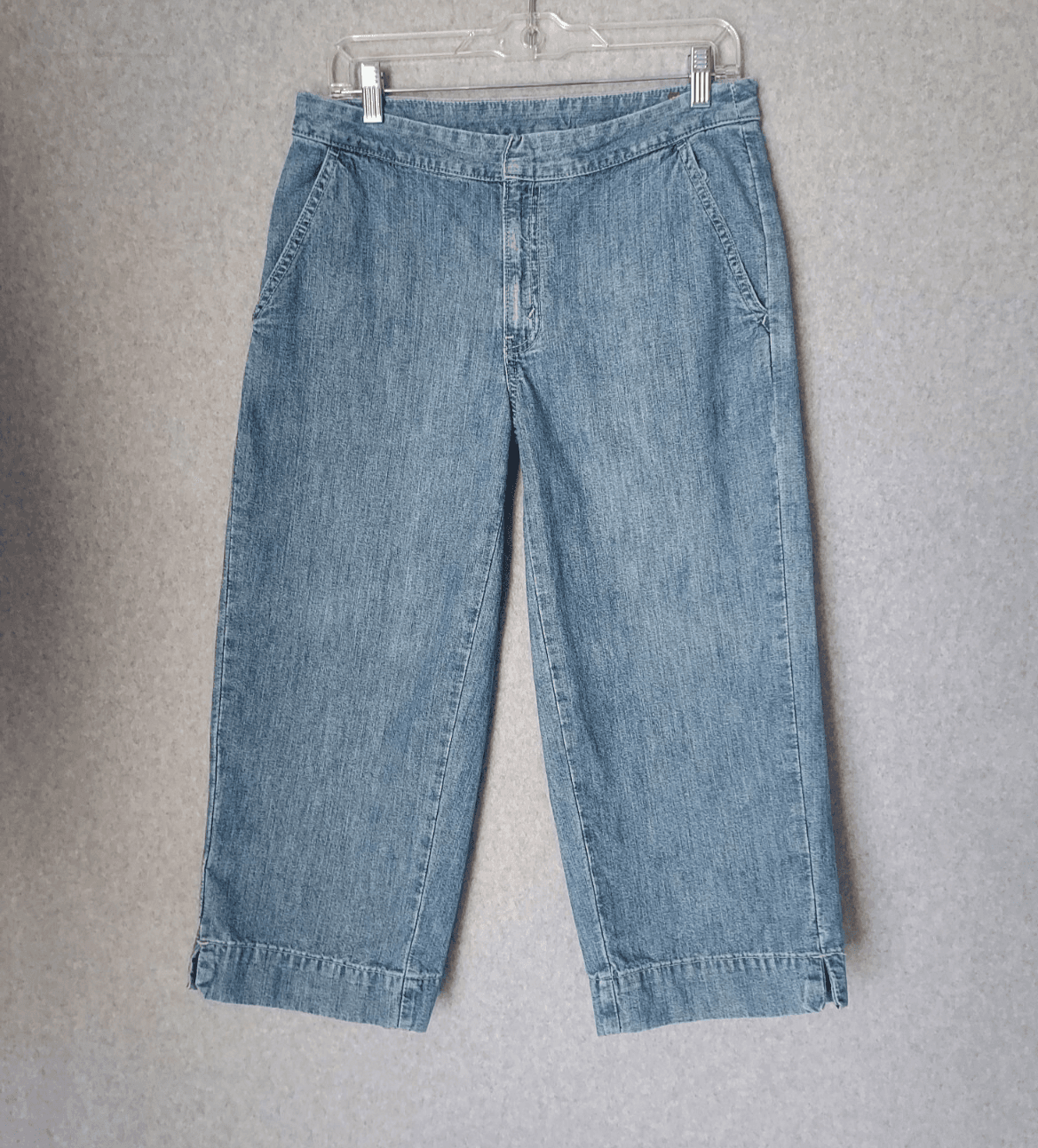 Vintage Levi's Capri Jeans Straight Zip Blue Cotton Women's Waist 30 (10 Mis)