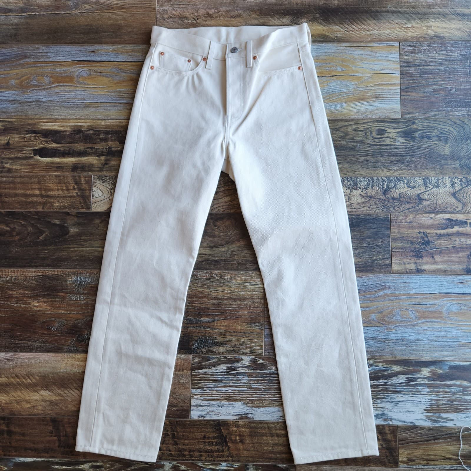 NEW Levi's Big E Not For Resale Button-Fly Straight Jeans Natural Beige Waist 30