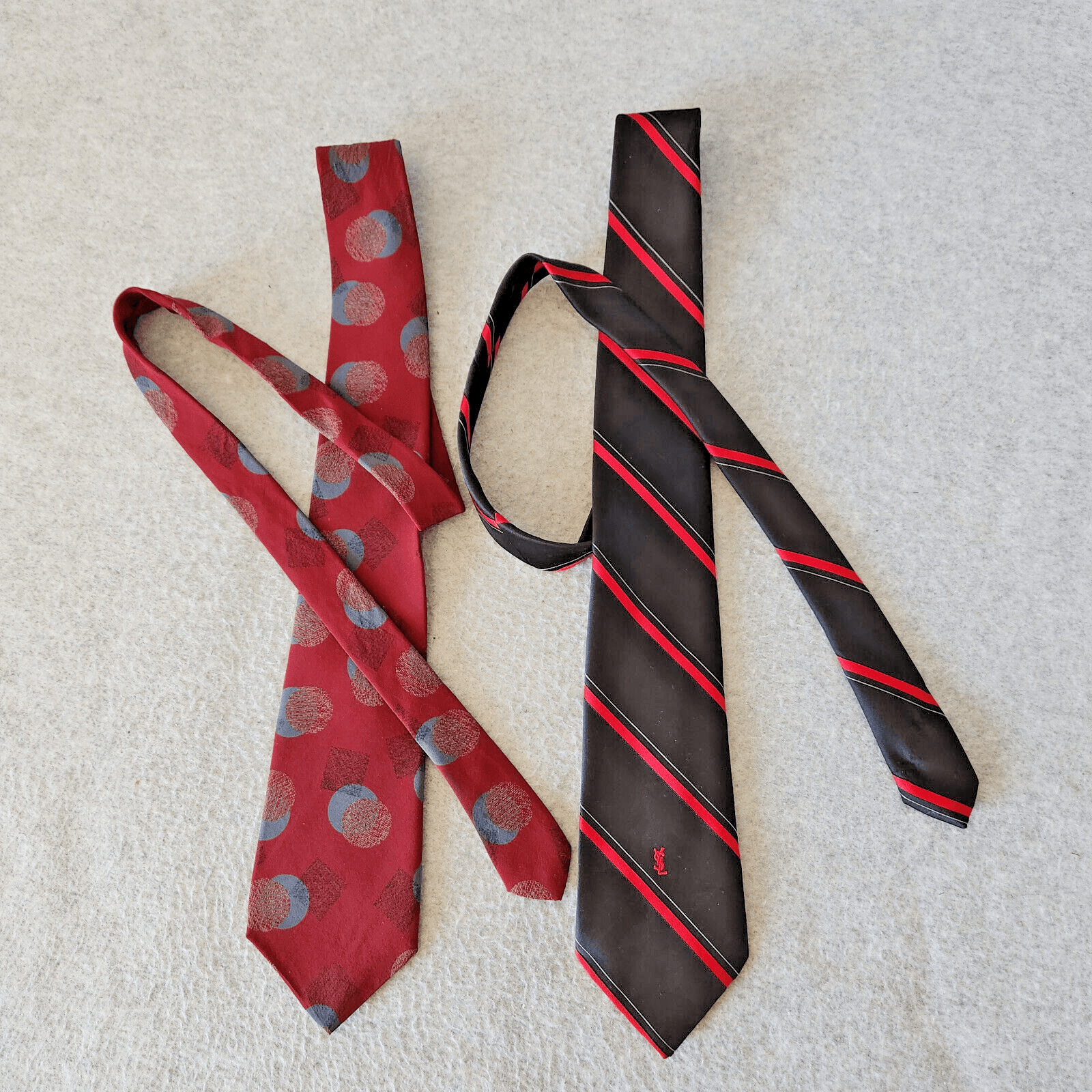 Vintage Yves Saint Laurent Neckwear 2 Piece Traditional Standard Width Necktie