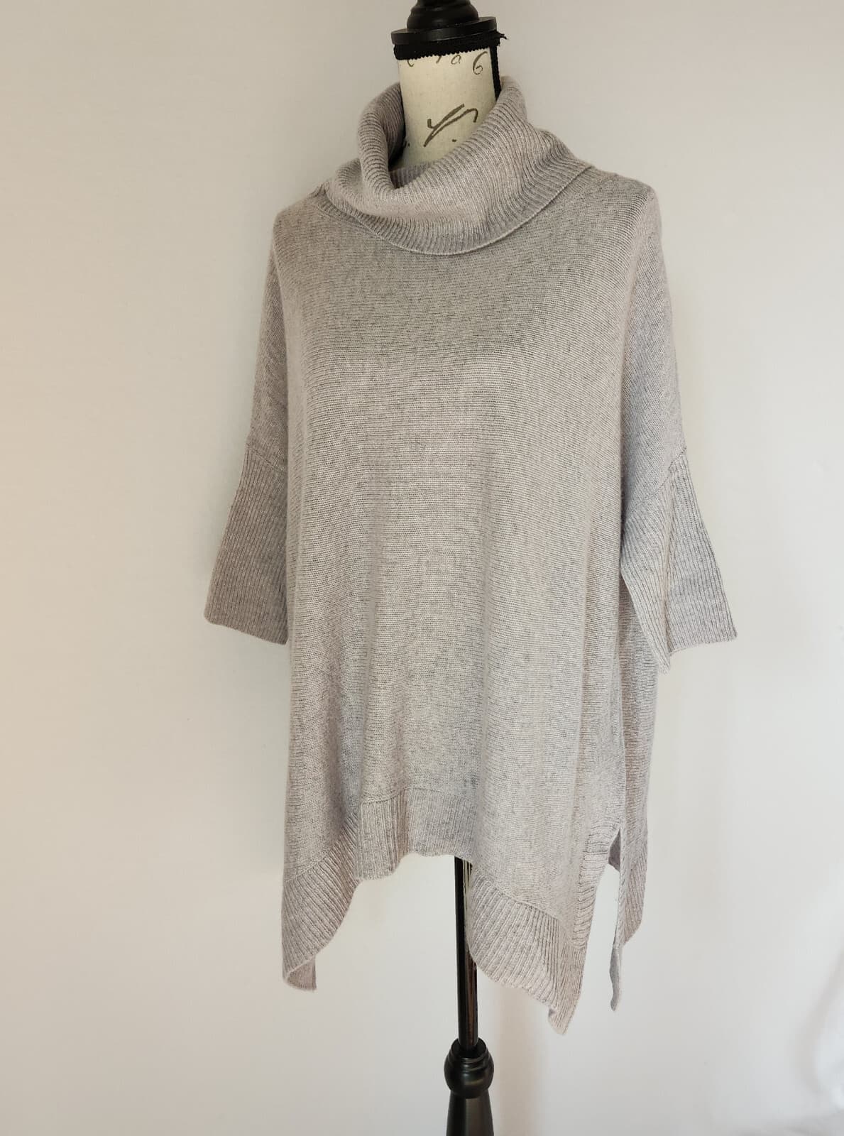 NWT +Beryll 100% Cashmere Cowl Neck Sweather Pullover Grey One Size *with Holes*