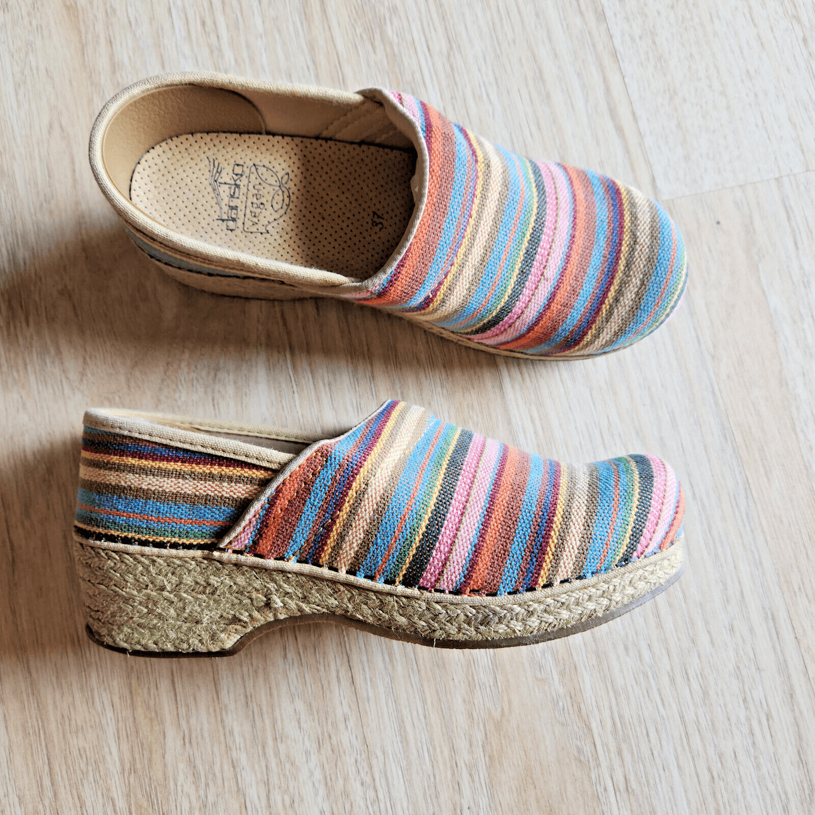 Dansko Vegan Canvas Multicolor Stripe Professional Clog Comfort Espadrille EU37