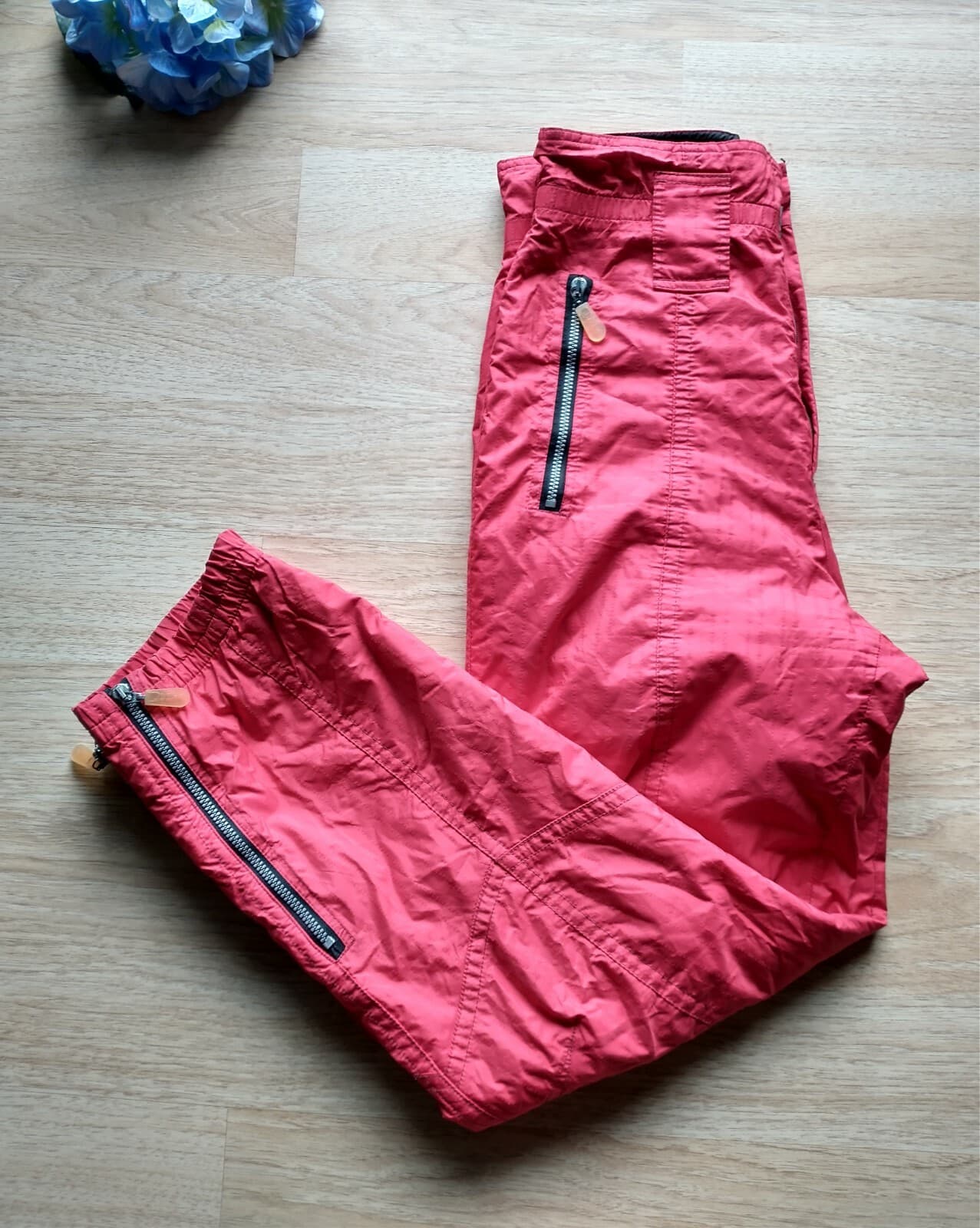 Vintage Luhta Snow/Ski Pants Zip Pocket Red Women Sz.12 Made in Portugal