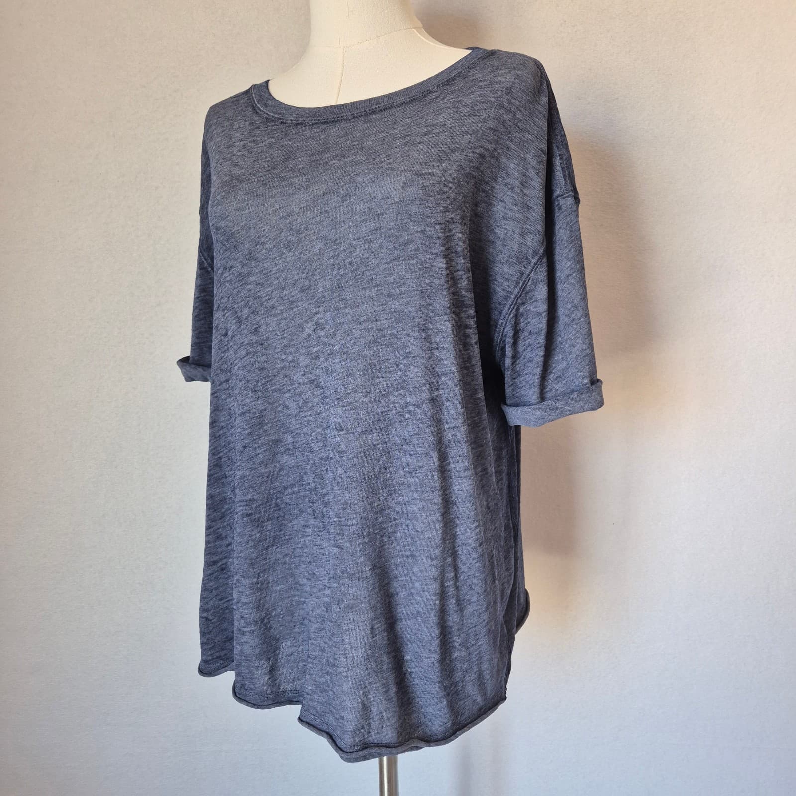 We The Free Cassidy Relaxed-Fit Cuffed Short Sleeve T-Shirt Blue Women's M