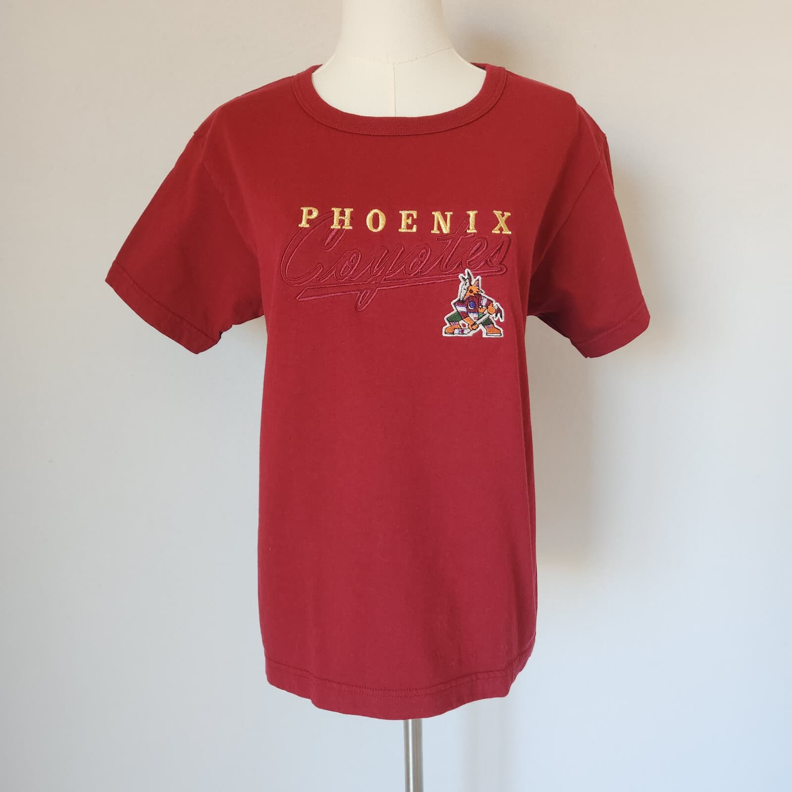 Vintage Lee Sport Made in USA NHL Phoenix Coyotes Embroidered T-Shirt Women's S