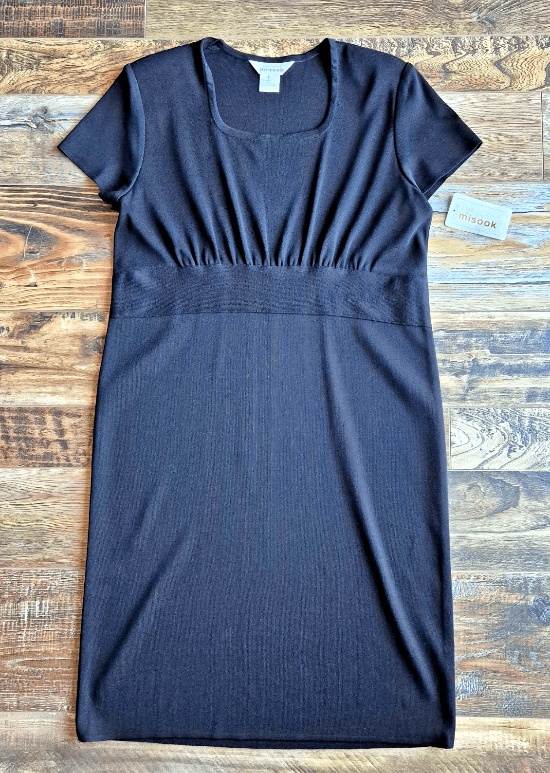 NWT Exclusively Misook Size L Empire Waist Square Neck Dress Cap Sleeve Black