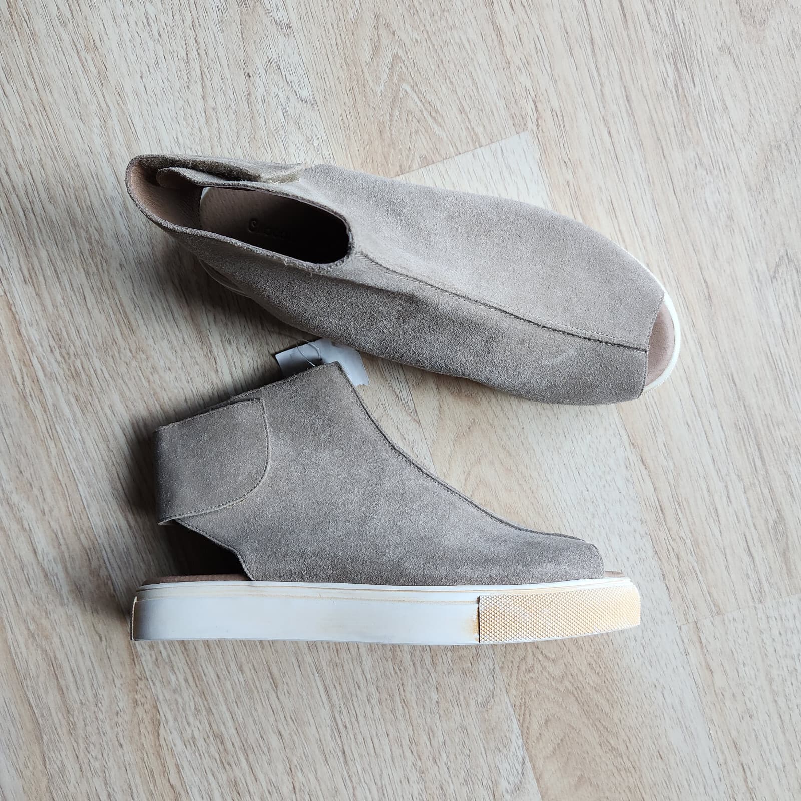 NWoB Chocolat Blu Nala Leather Platform Hi-Top Sneaker Boot Open Toe Taupe EU38
